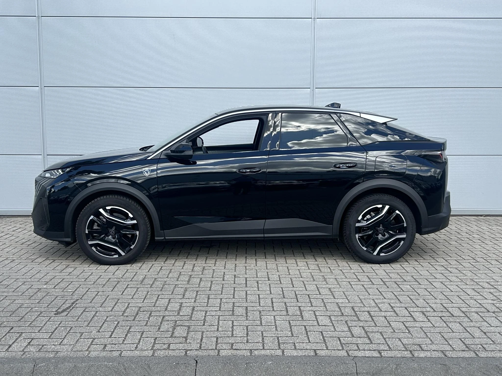 Peugeot-3008-image-2