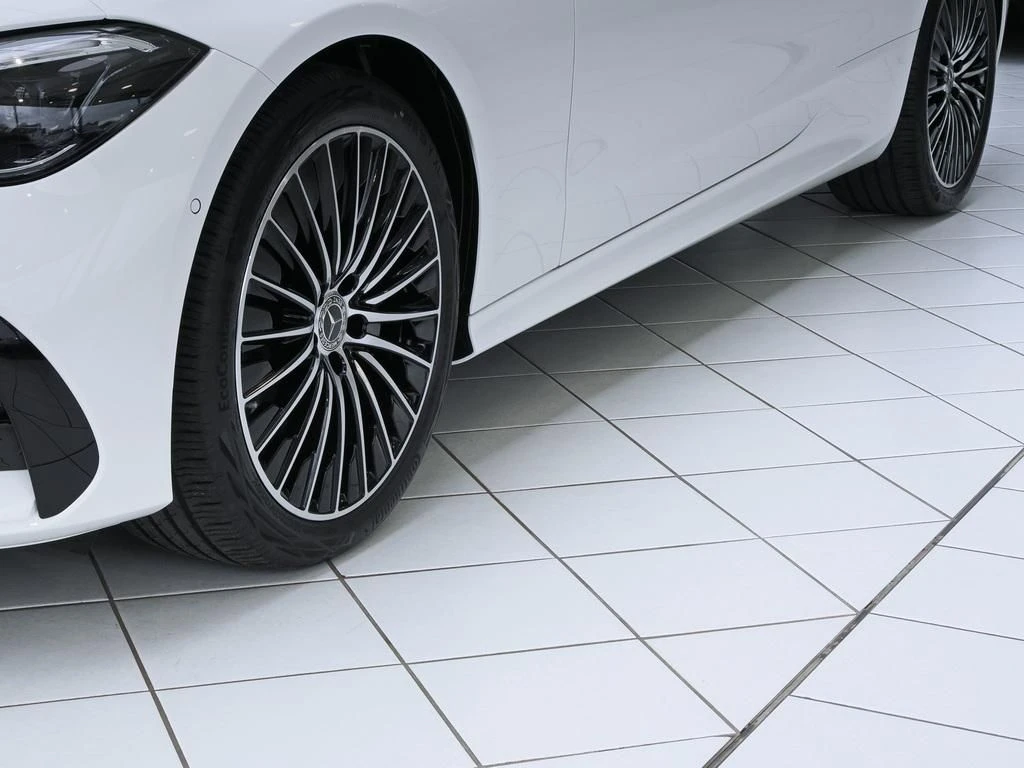 Mercedes-Benz-CLE 200-image-6