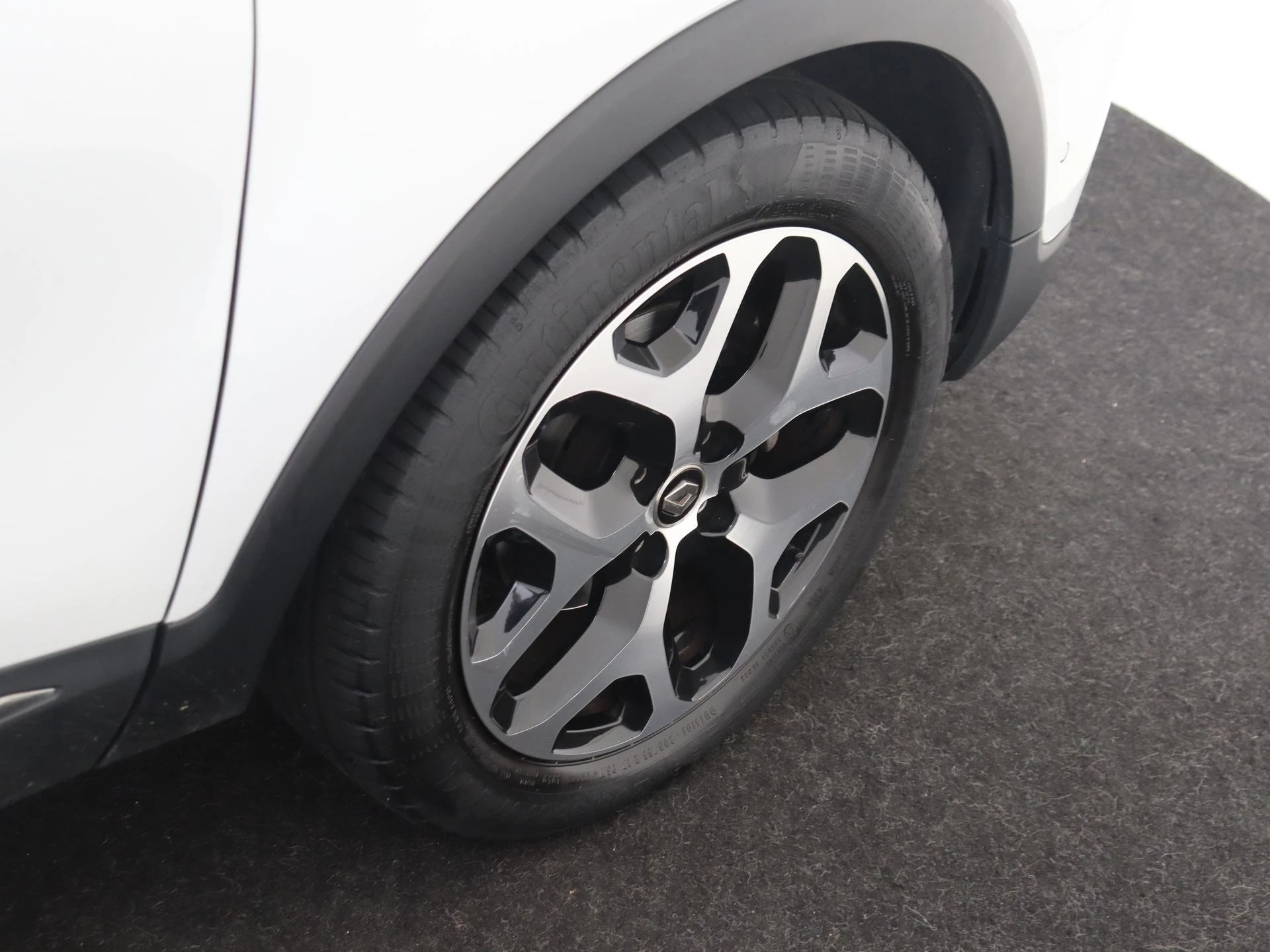 Renault-Captur-image-11