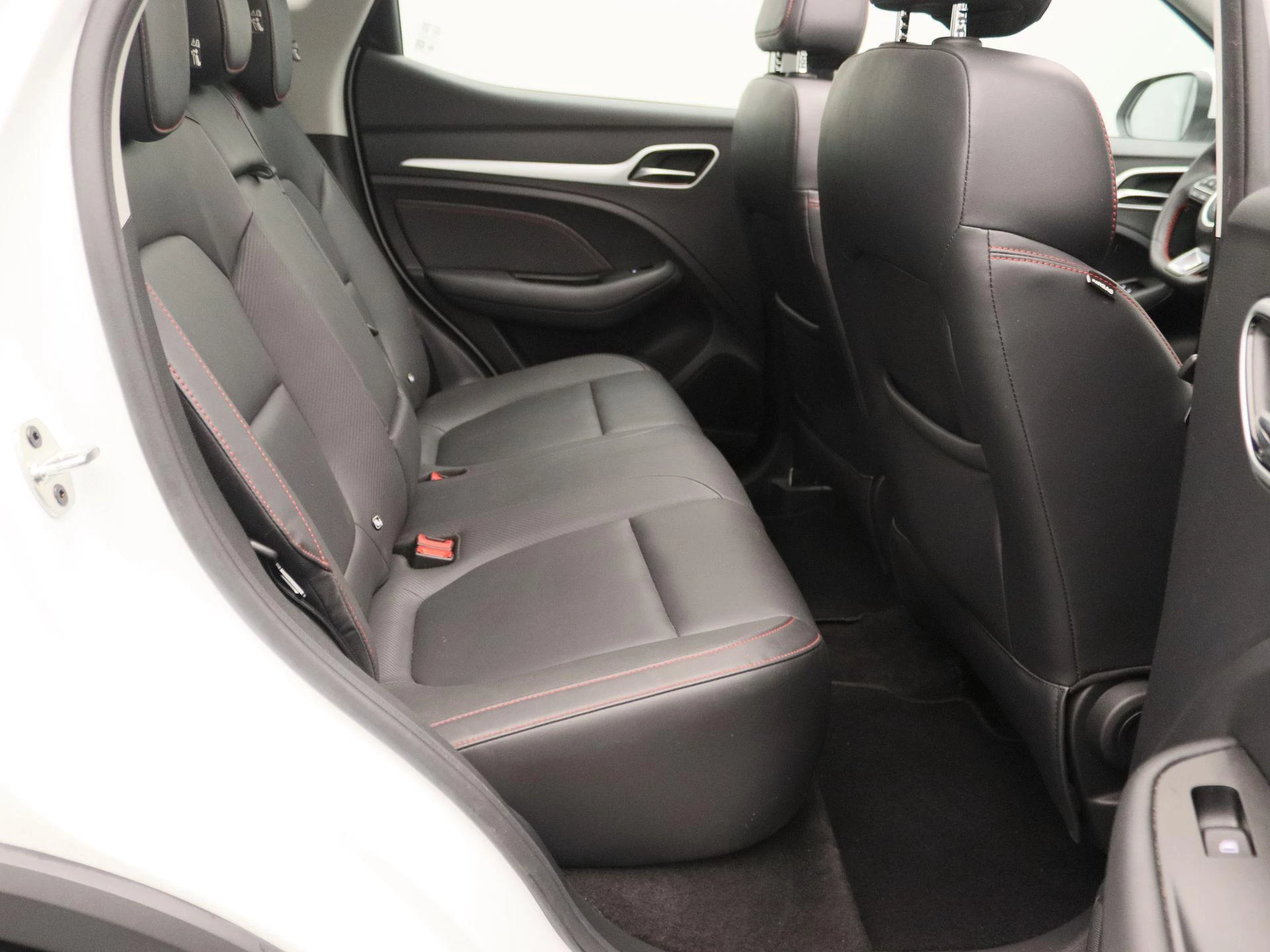 MG ZS EV Long Range Luxury 70 kWh