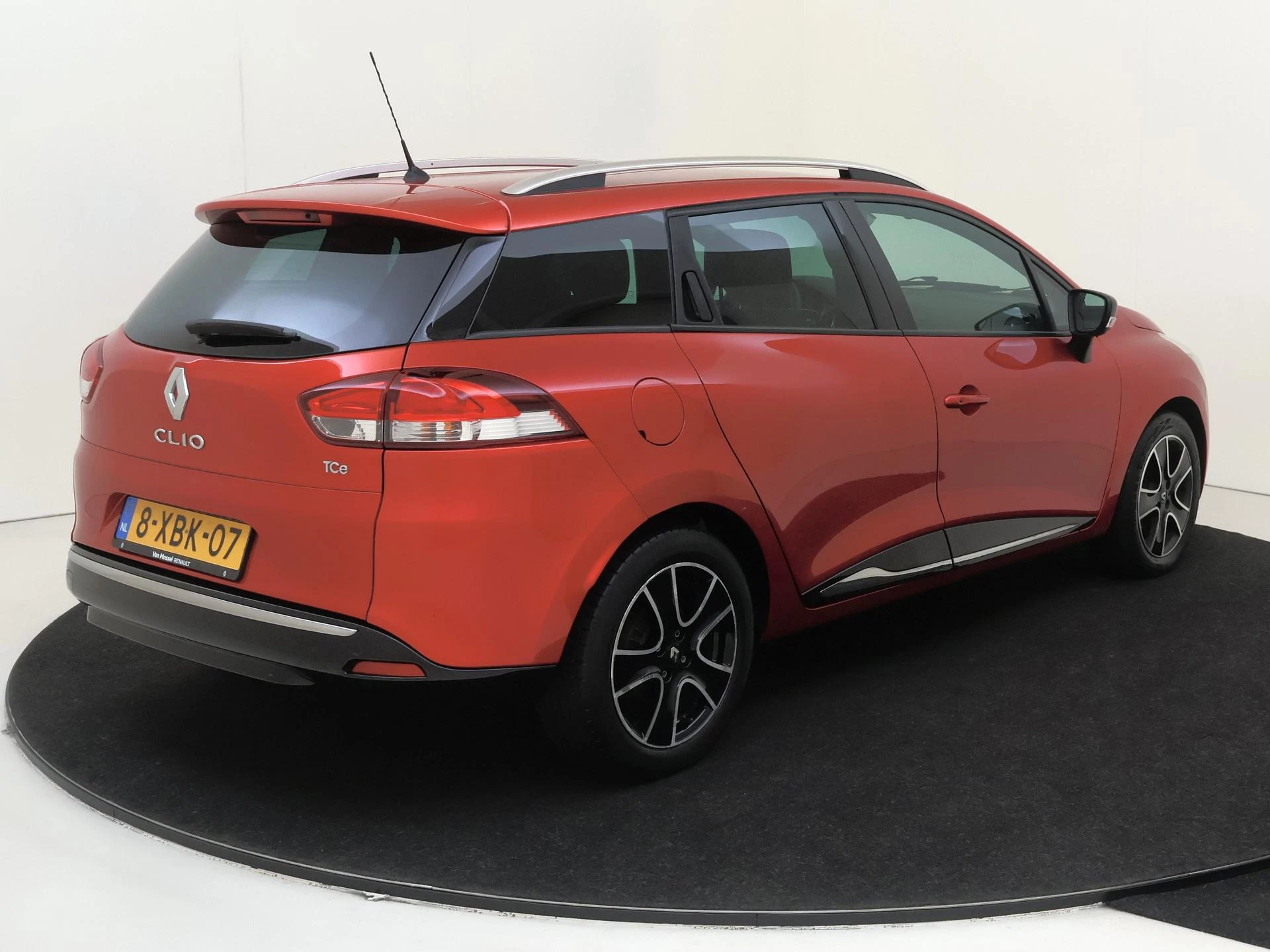 Renault-Clio-image-7