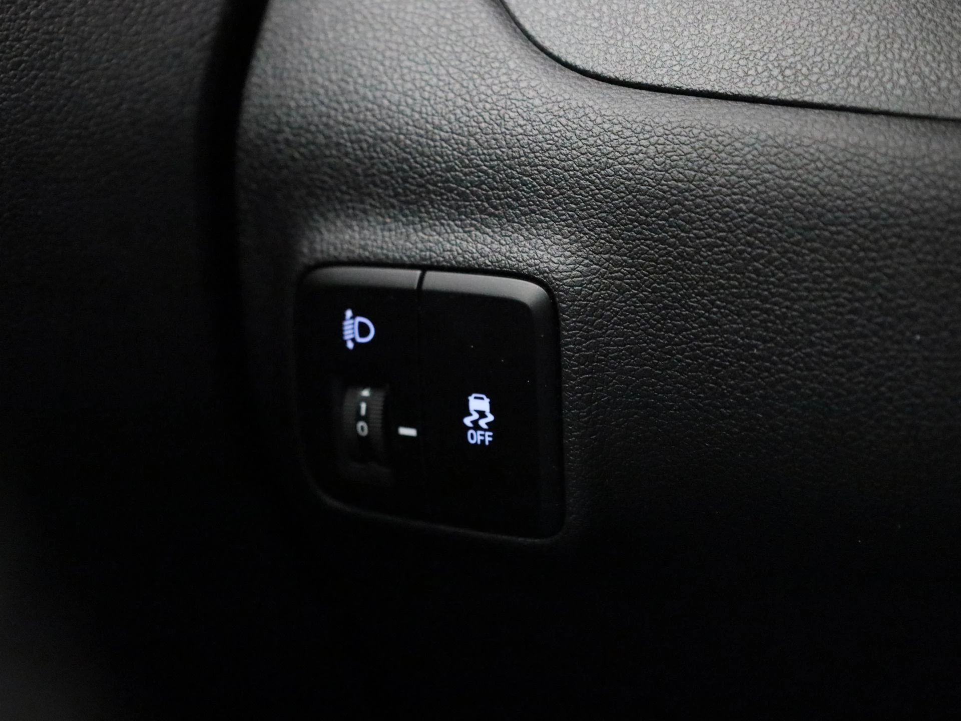 Hyundai-i10-image-23