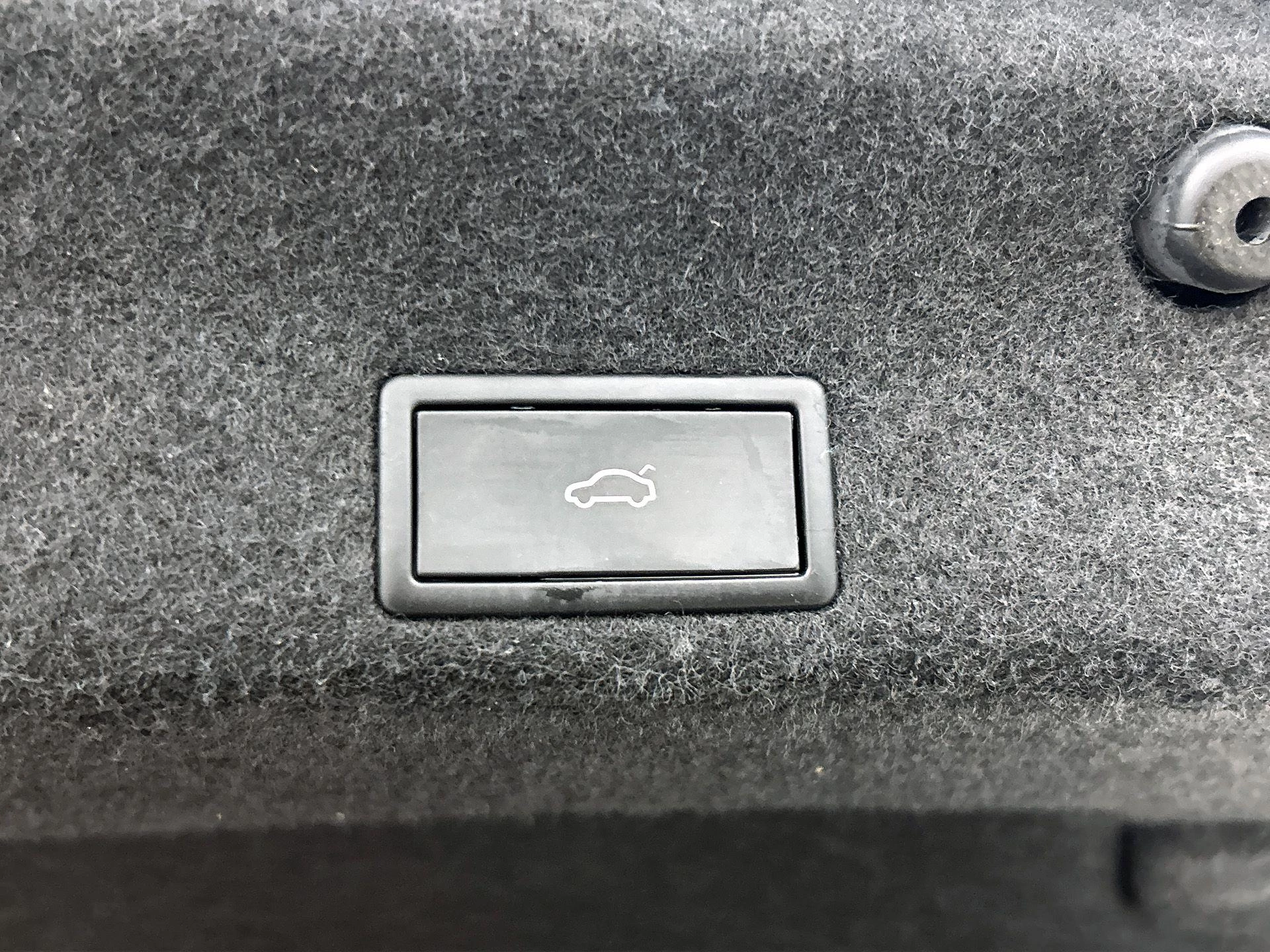 Volkswagen-Passat-image-32