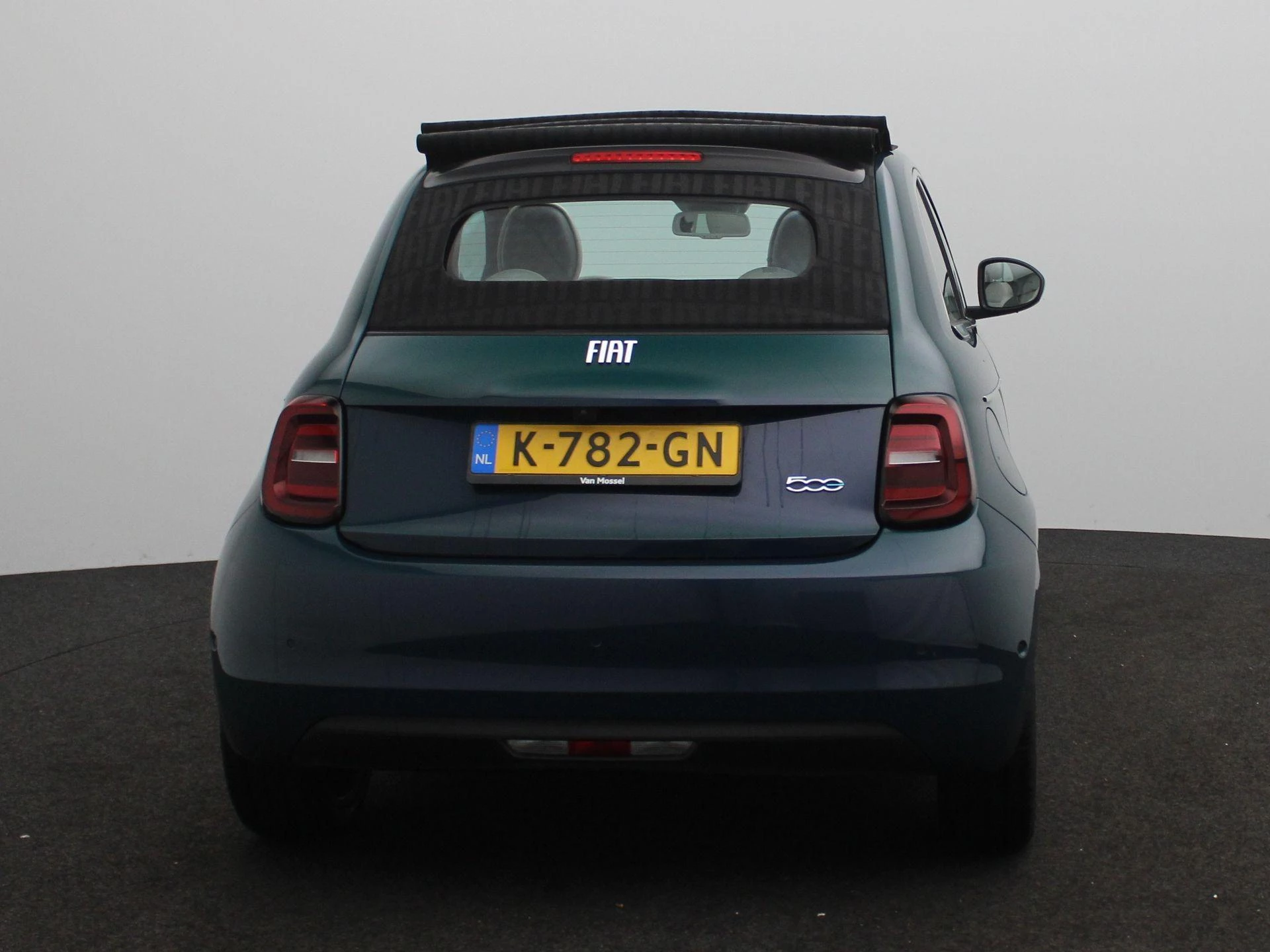 Fiat-500C-image-4