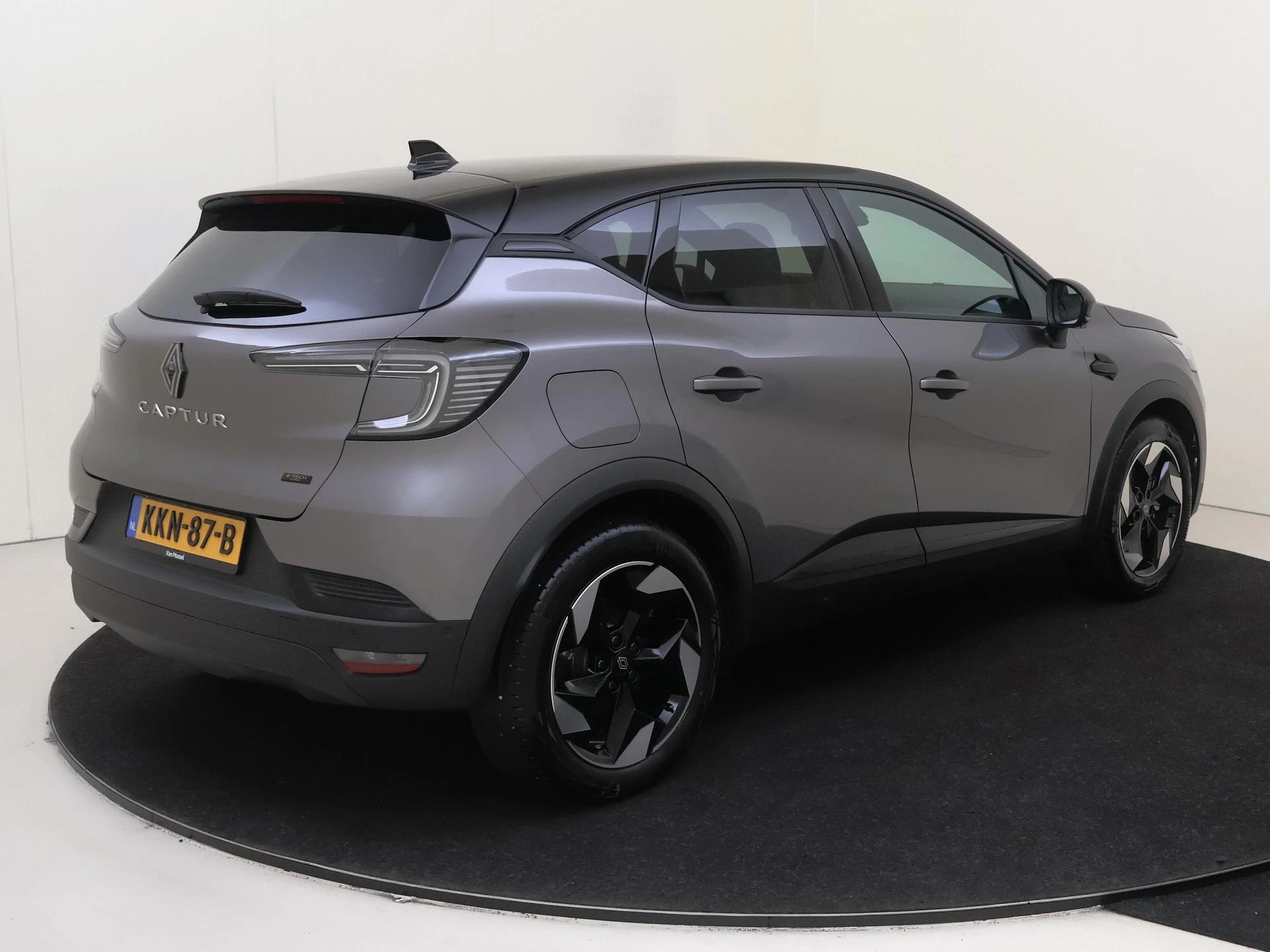 Renault Captur 1.8 E-Tech full hybrid 160 techno