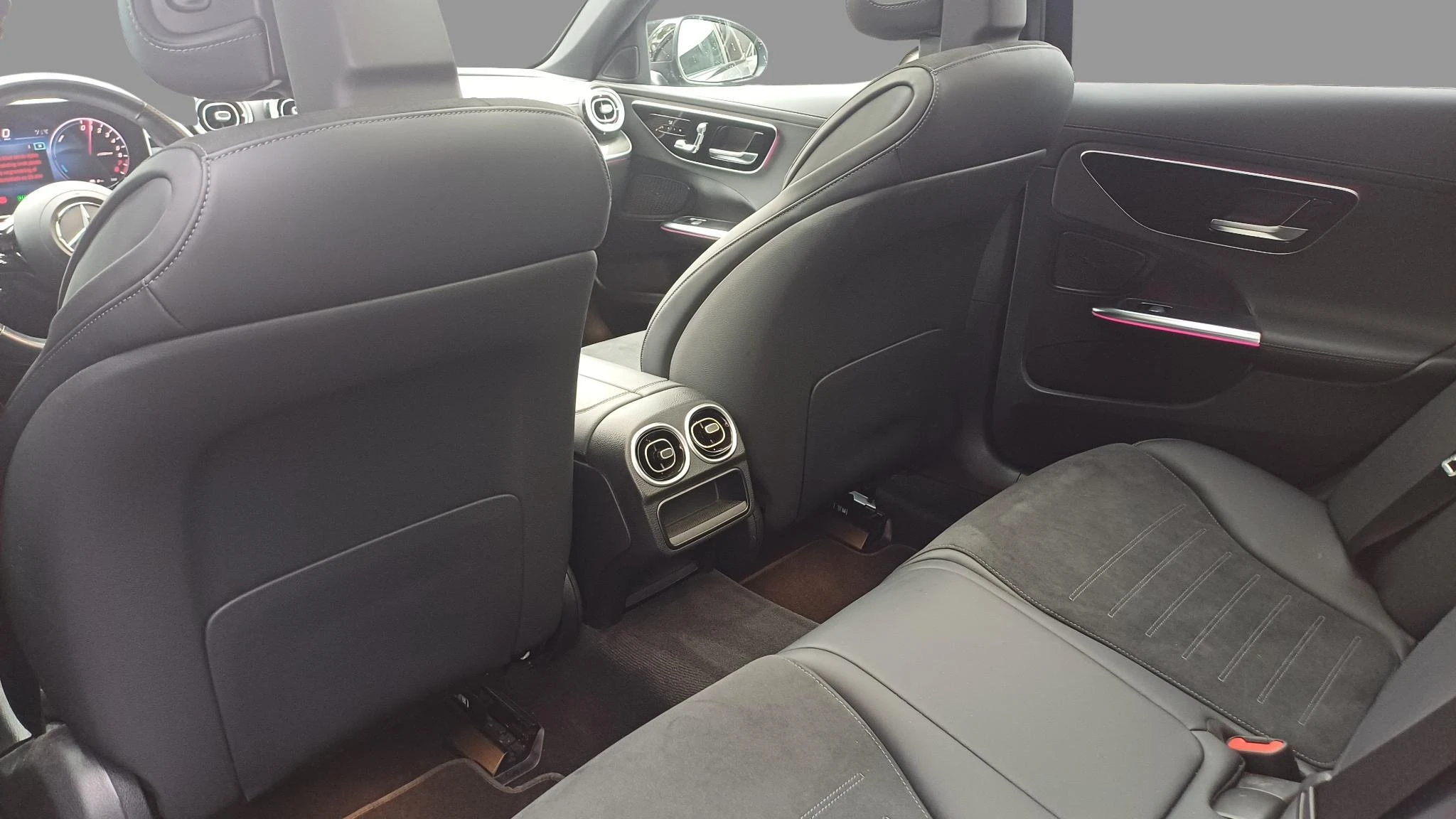 Mercedes-Benz-Classe C-image-13