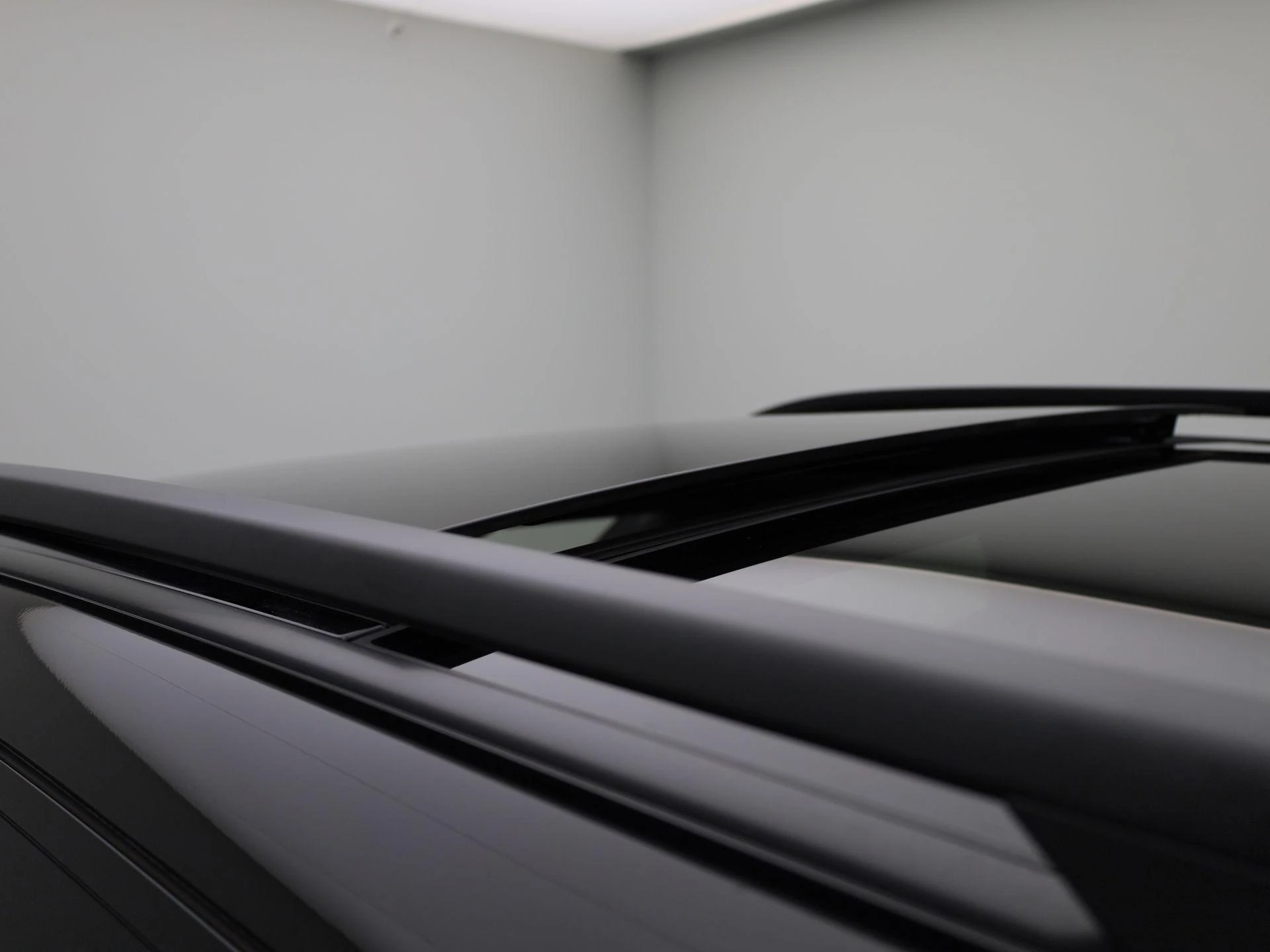 Mercedes-Benz-GLE-image-60