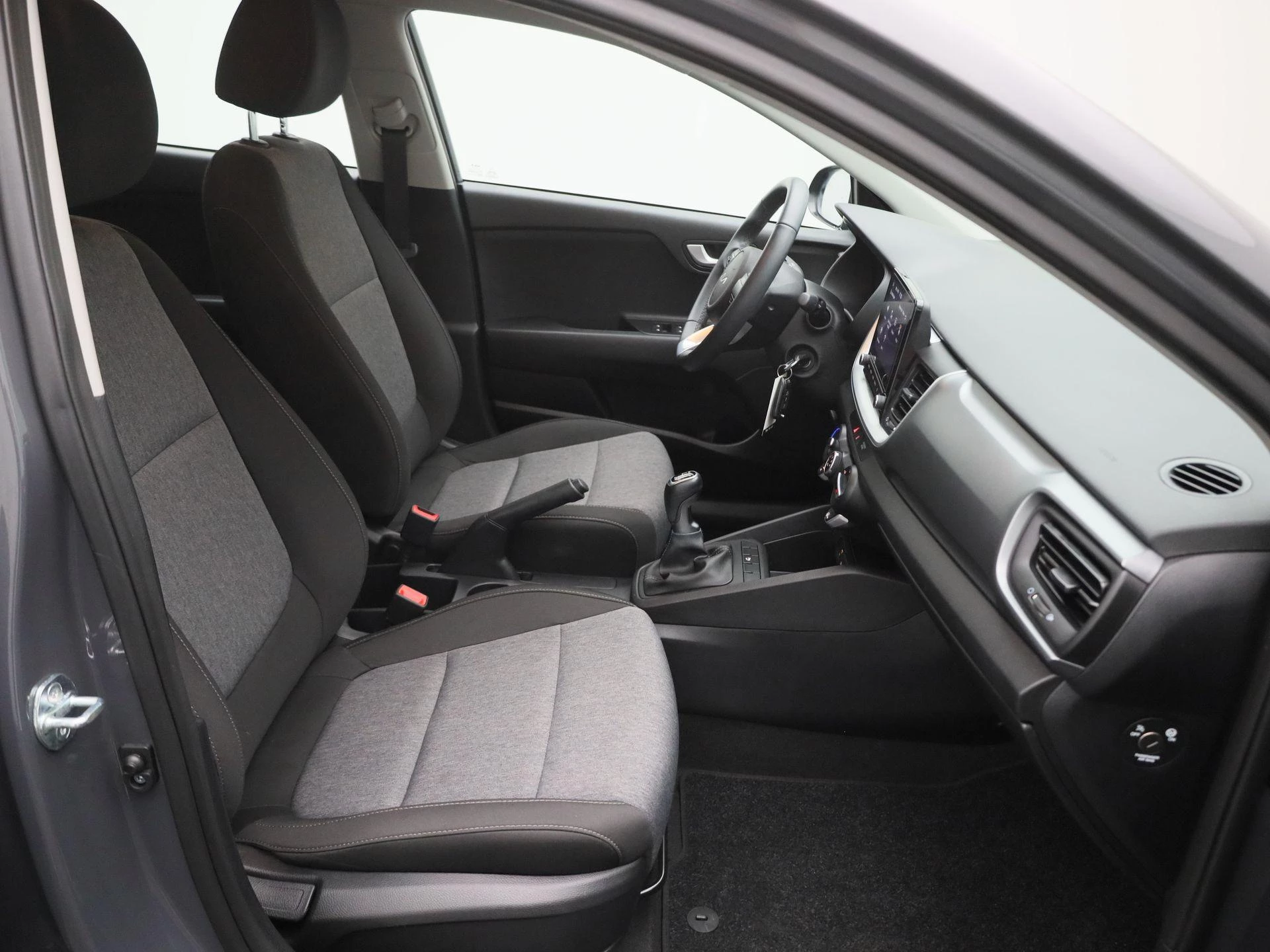 Kia-Stonic-image-23