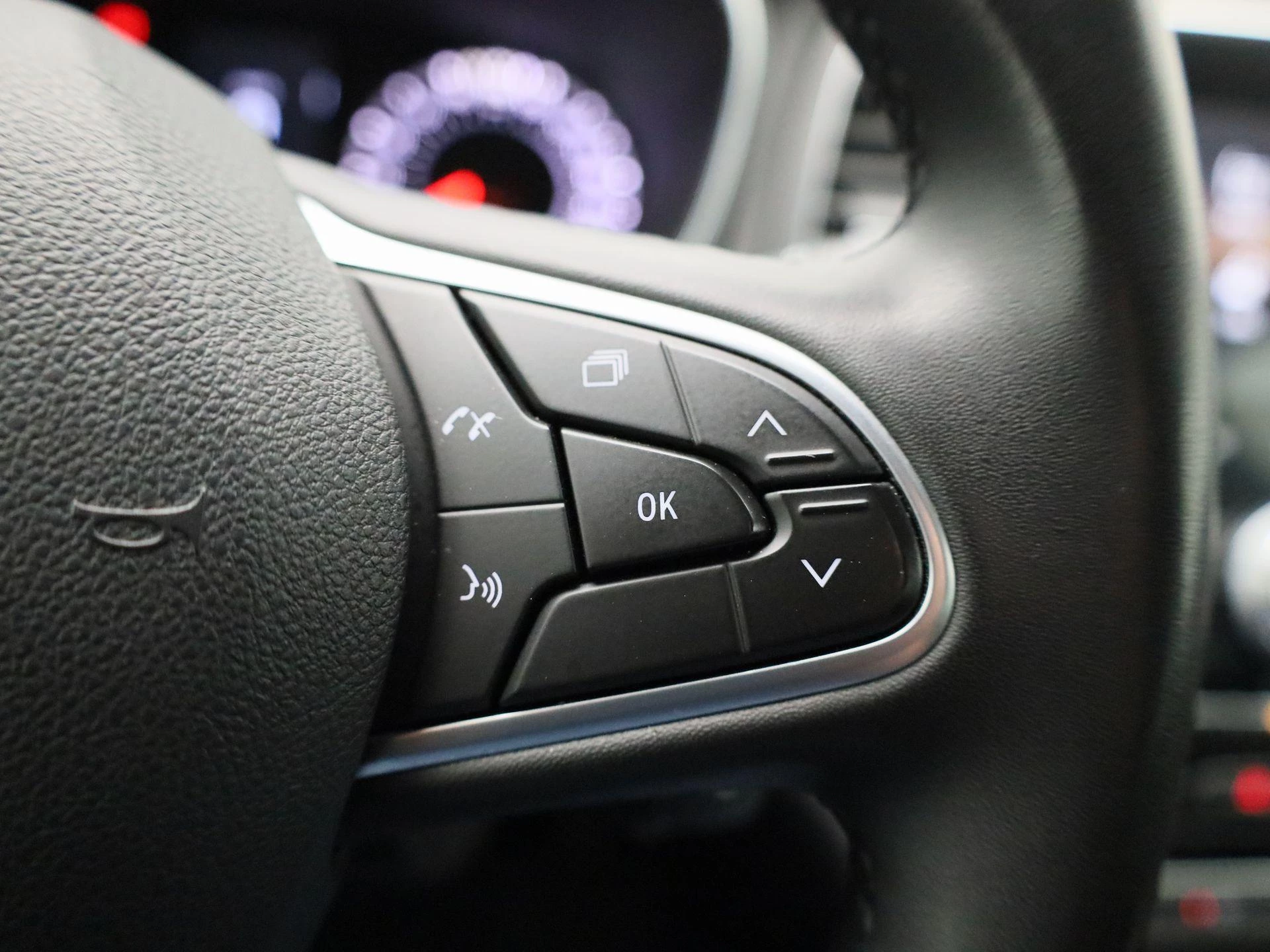 Renault-Mégane Grand Tour-image-16