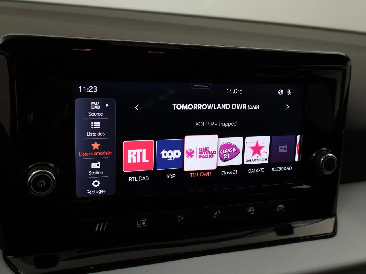 SEAT-Arona-image-20