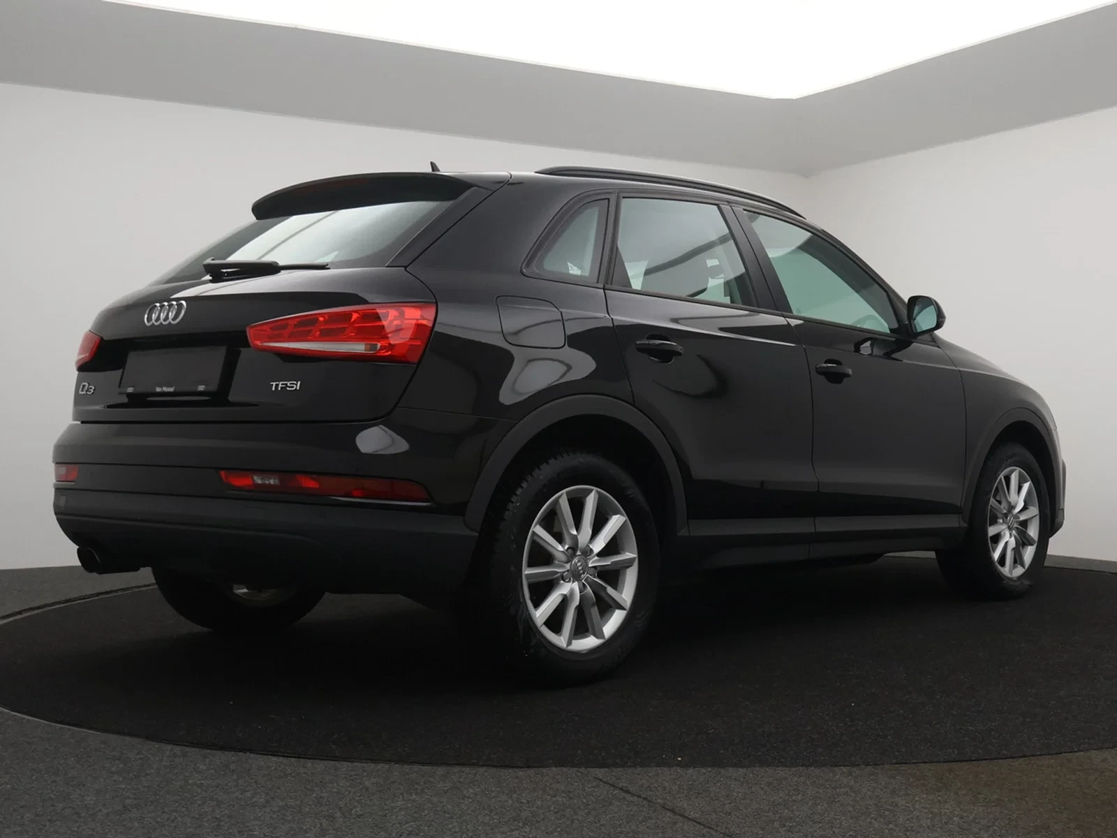 Audi Q3 Audi Q3 1.4TFSI 150PK *AUTOMAAT*LEDER*CRUISE*NAVI*PDC*ZETELVERWARMING*AIRCO*...*