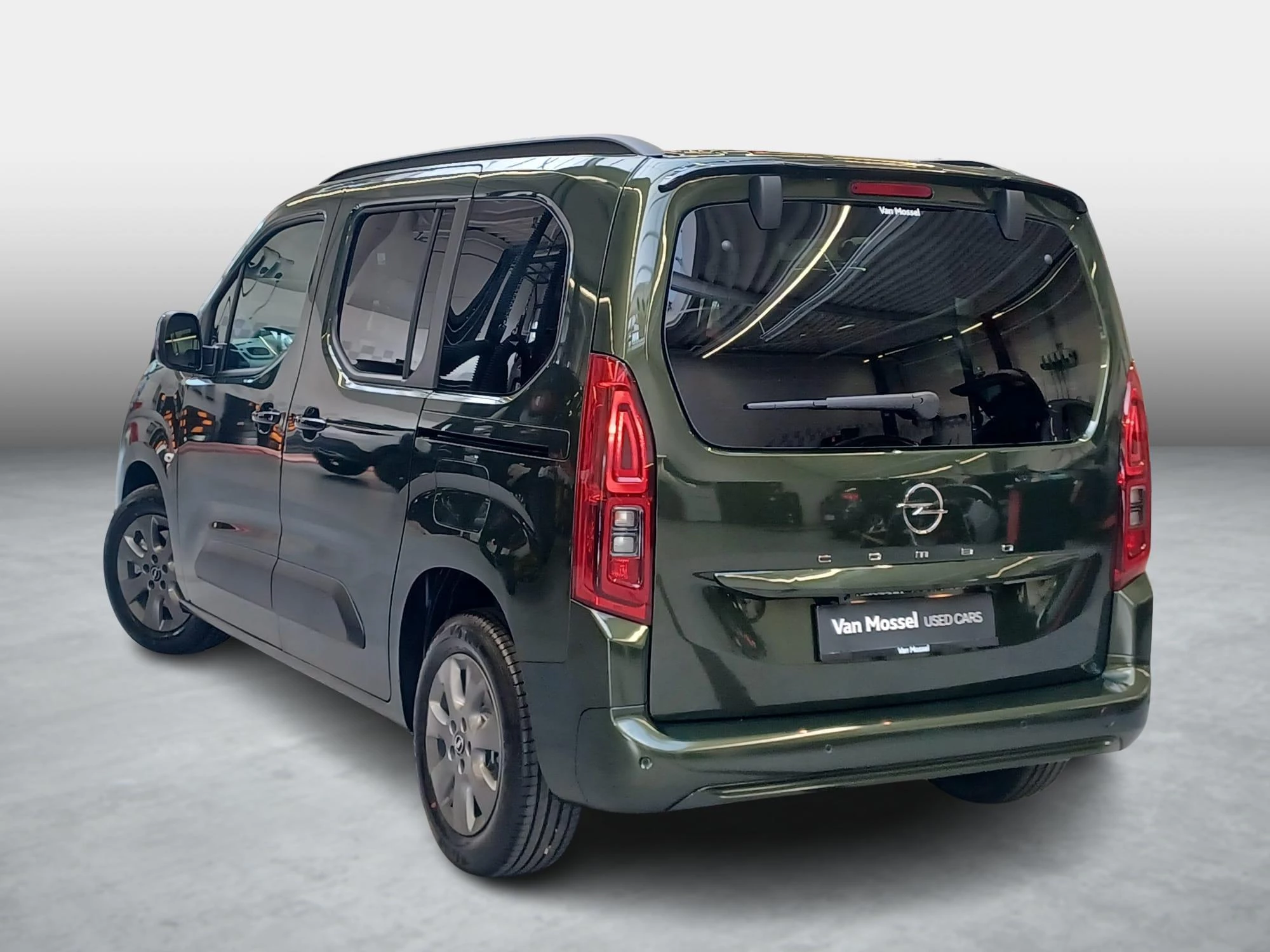 Opel Combo Life 1.2T Edition+gps+camera+park pilot achteraan