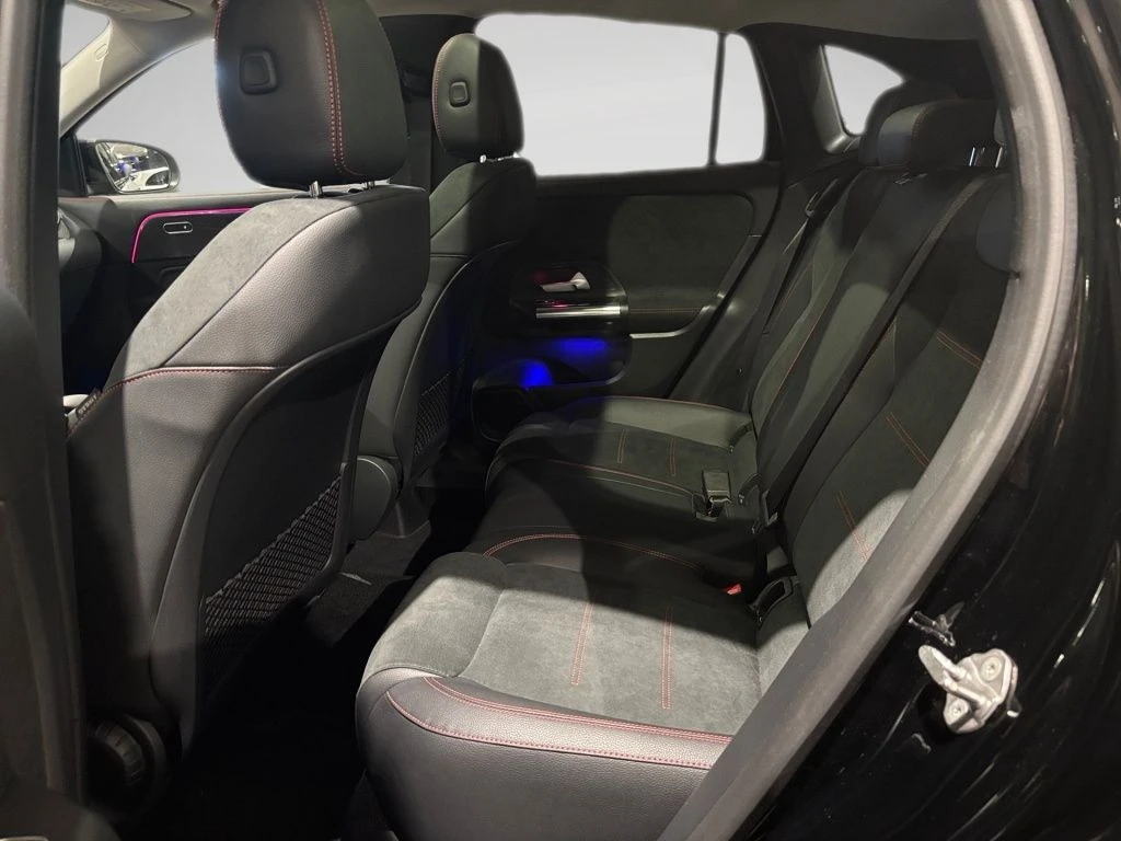 Mercedes-Benz-GLA 250 e-image-9