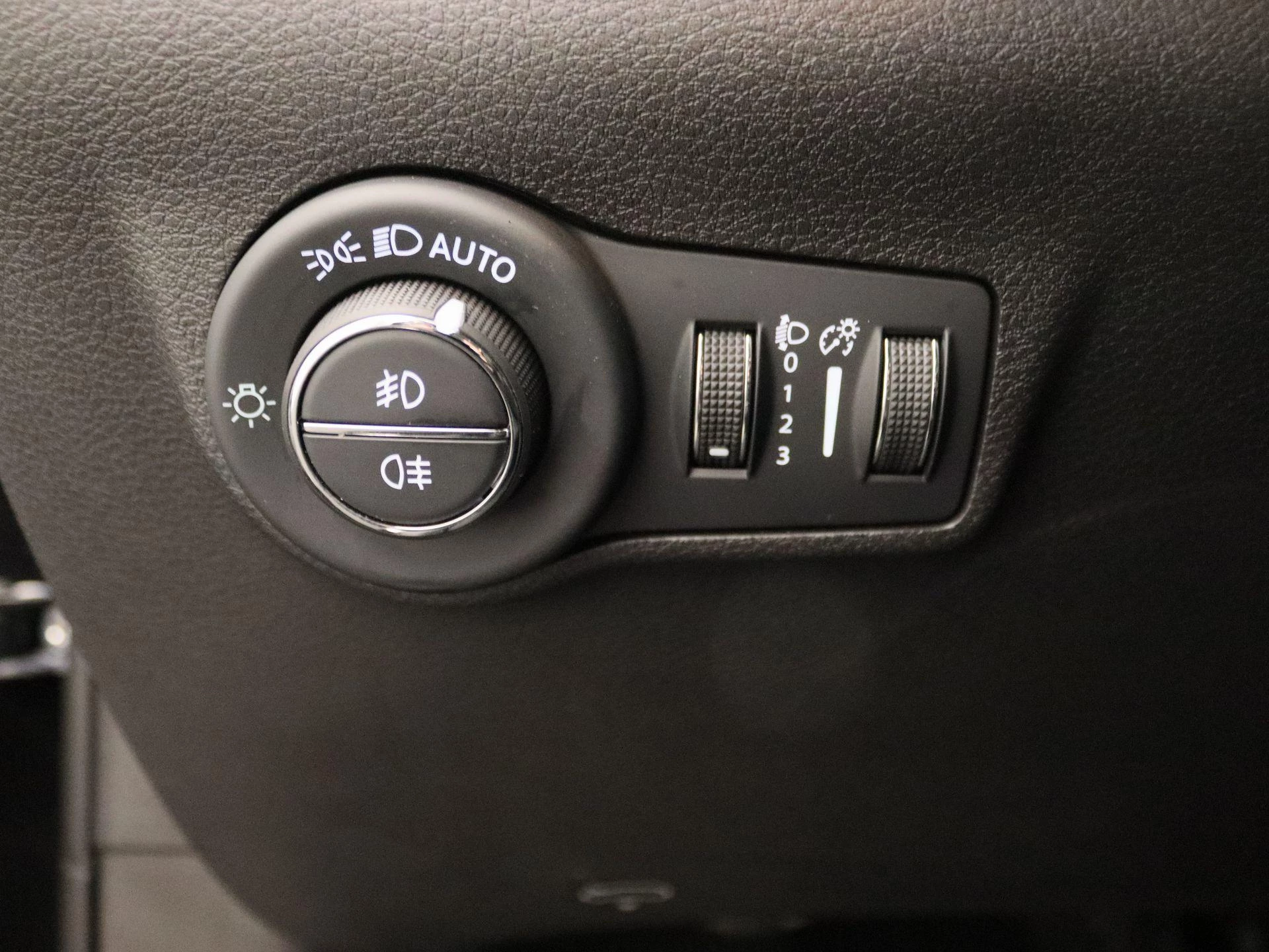 Jeep-Compass-image-21