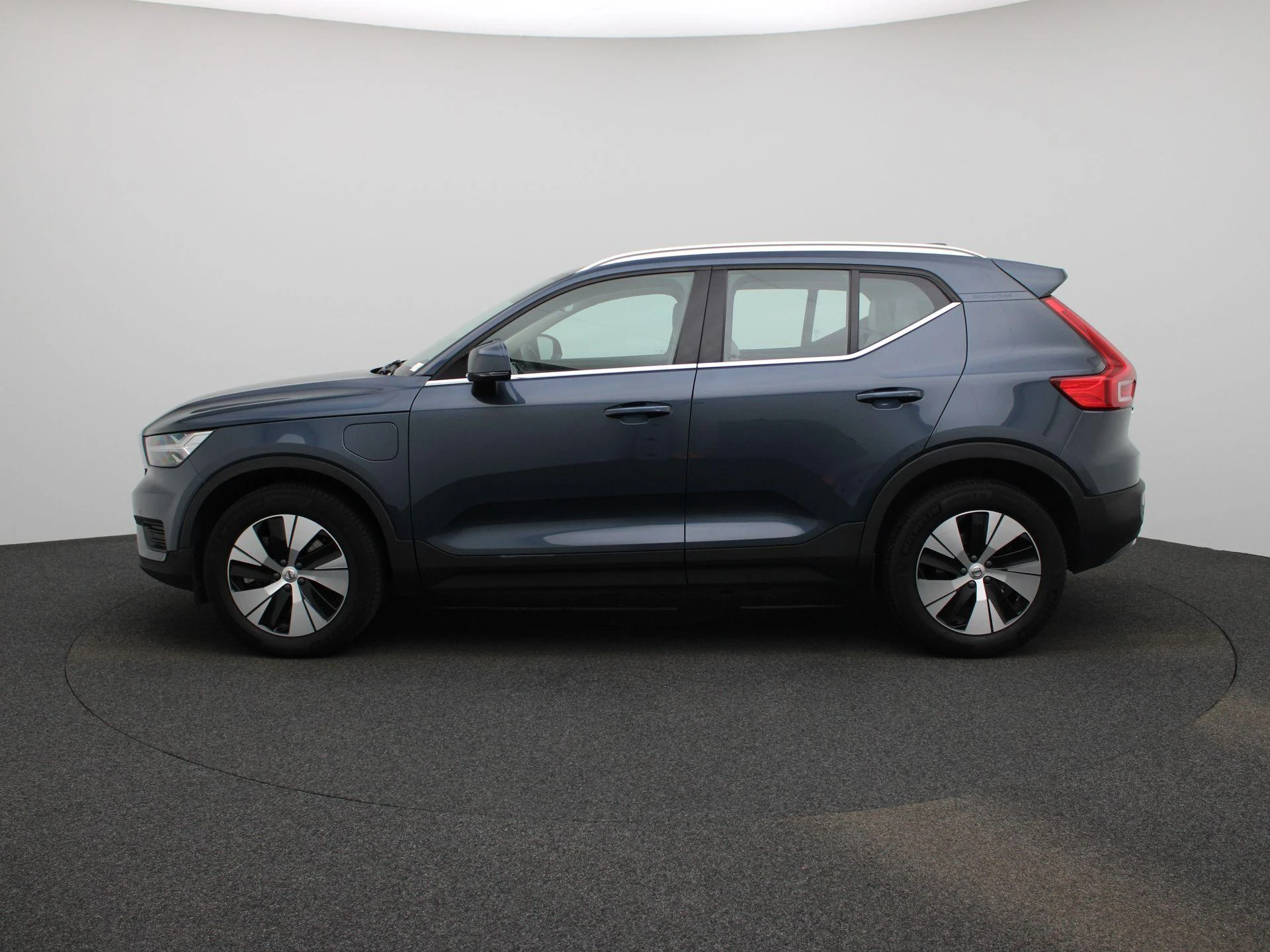 Volvo-XC40-image-3