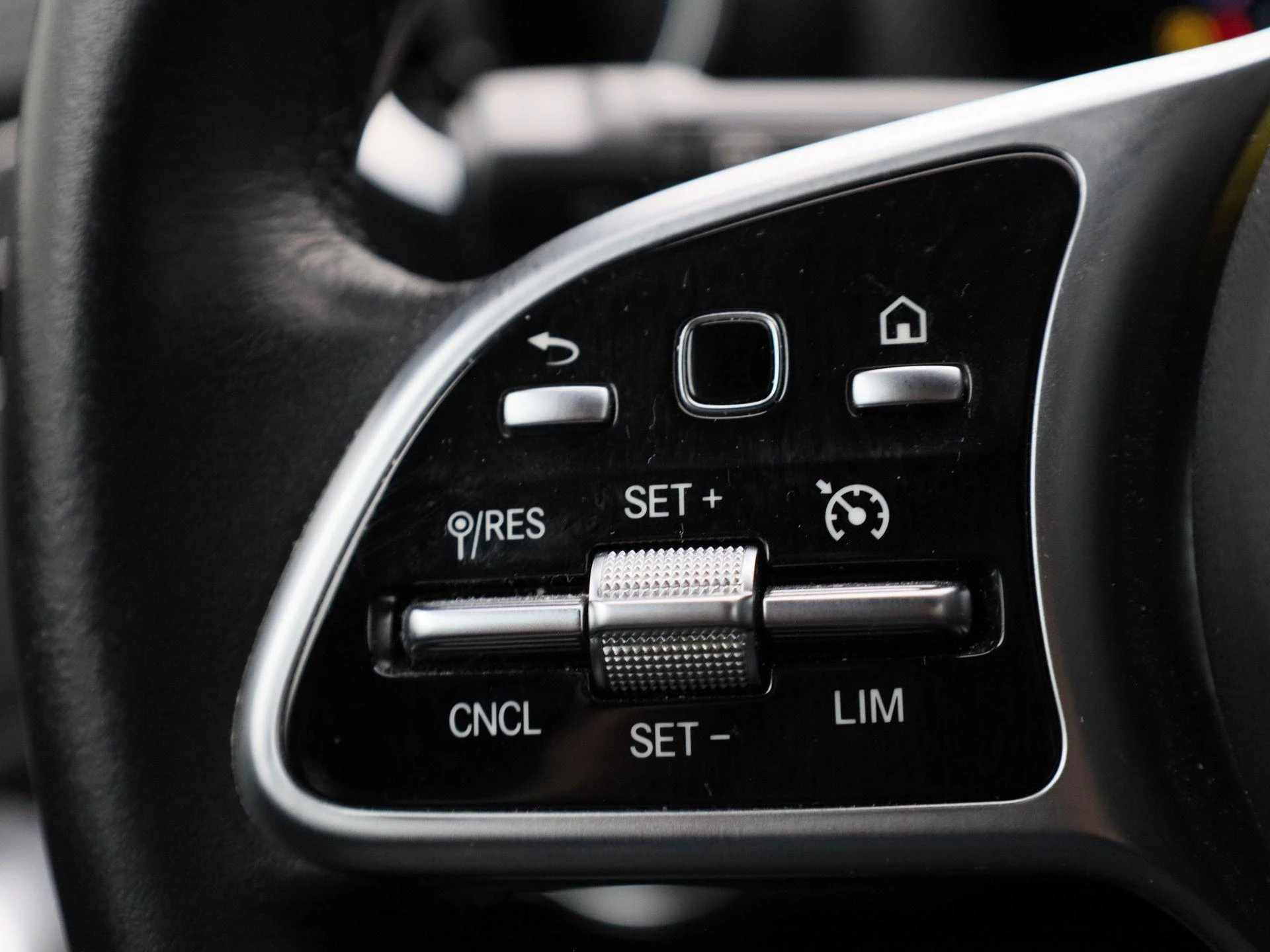 Mercedes-Benz CLA Shooting Brake CLA 180 Business Line