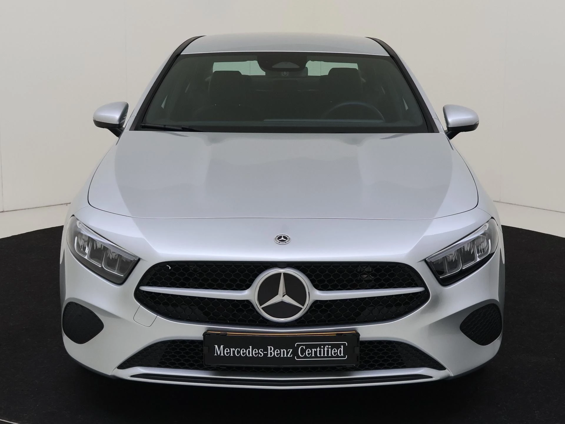 Mercedes-Benz-A-Klasse-image-4