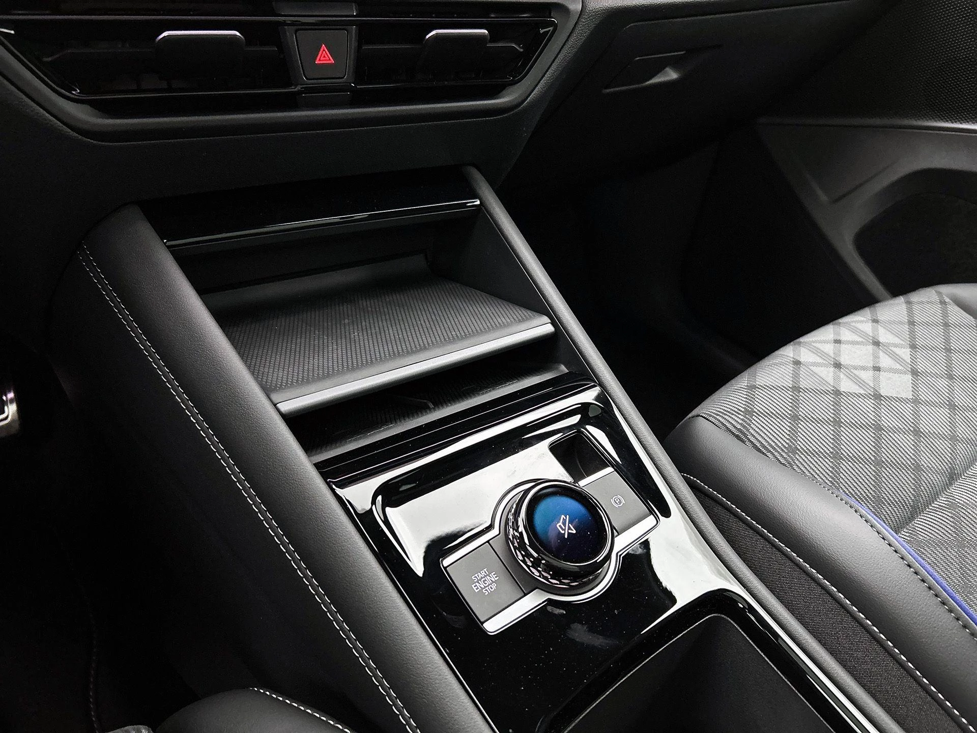 Volkswagen-Tiguan-image-27