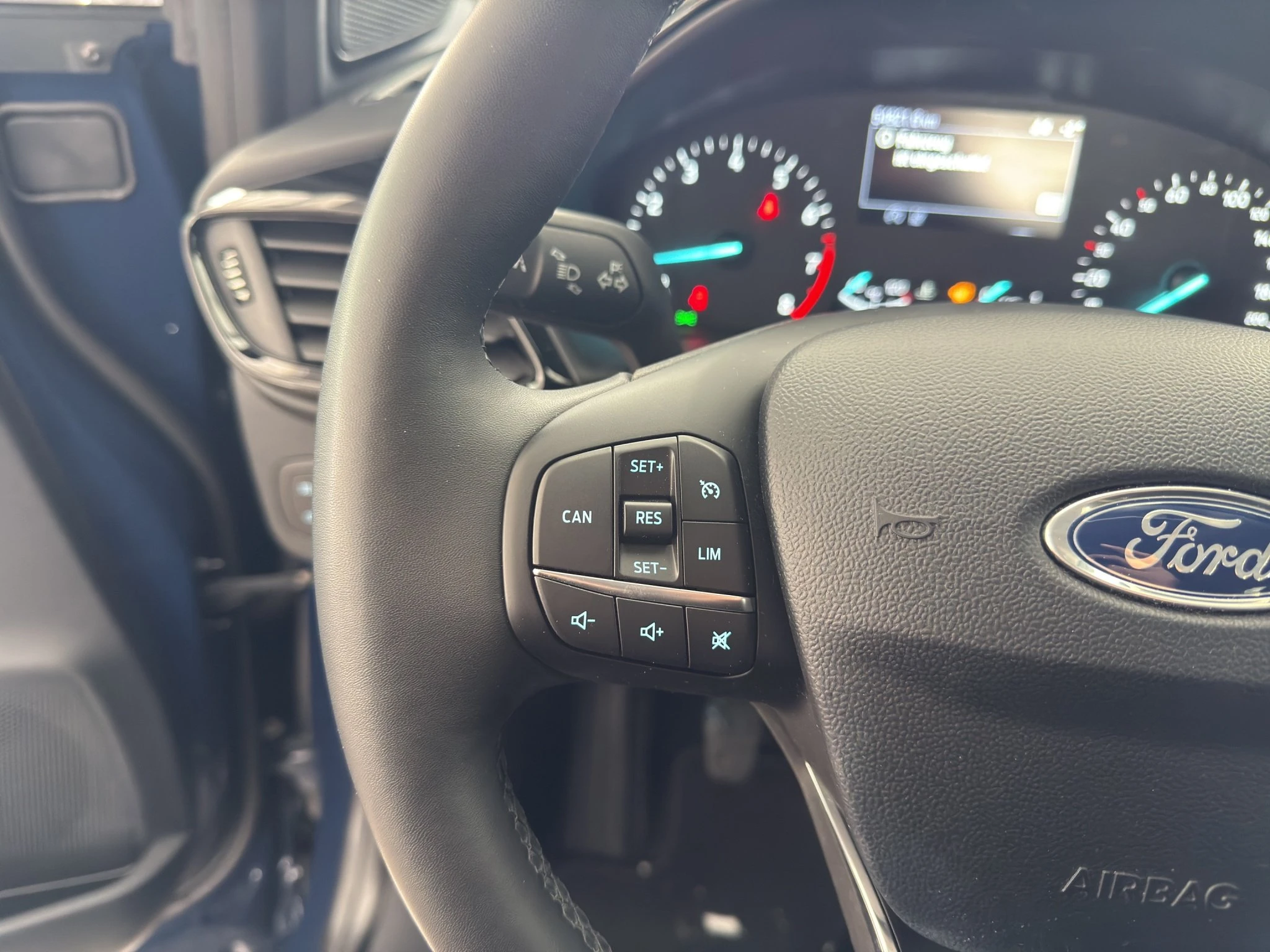 Ford Puma Cool & Connect 70kW
