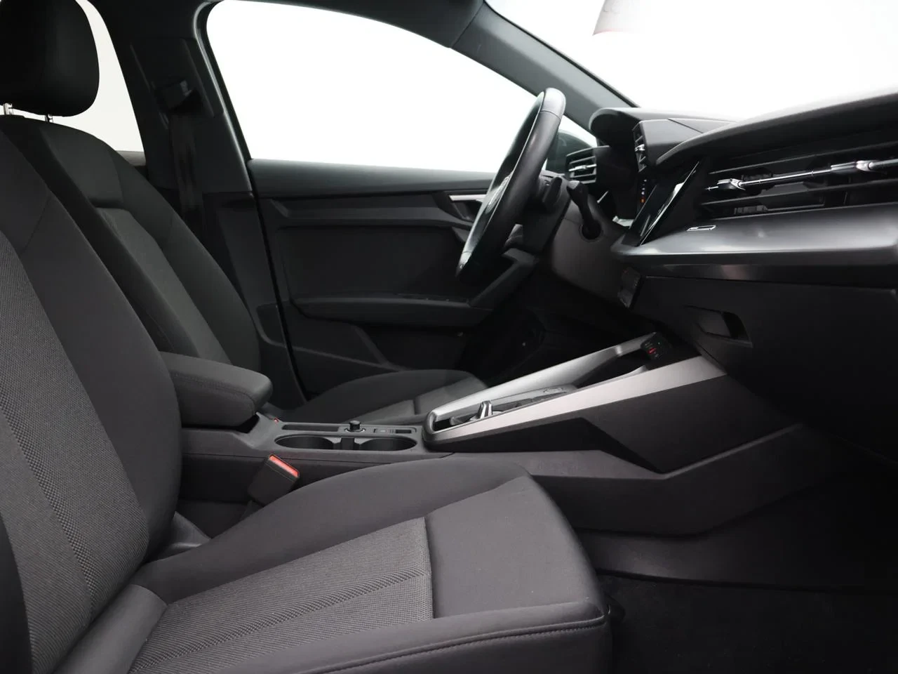 Audi A3 Sportback PHEV Audi A3 Sportback PHEV 2X S line 40 TFSIe 204PK *AUTOMAAT*PDC*VIRTUAL COCKPIT*CRUISE*NAVI*APP-CONNECT*KEYLESS GO*...*