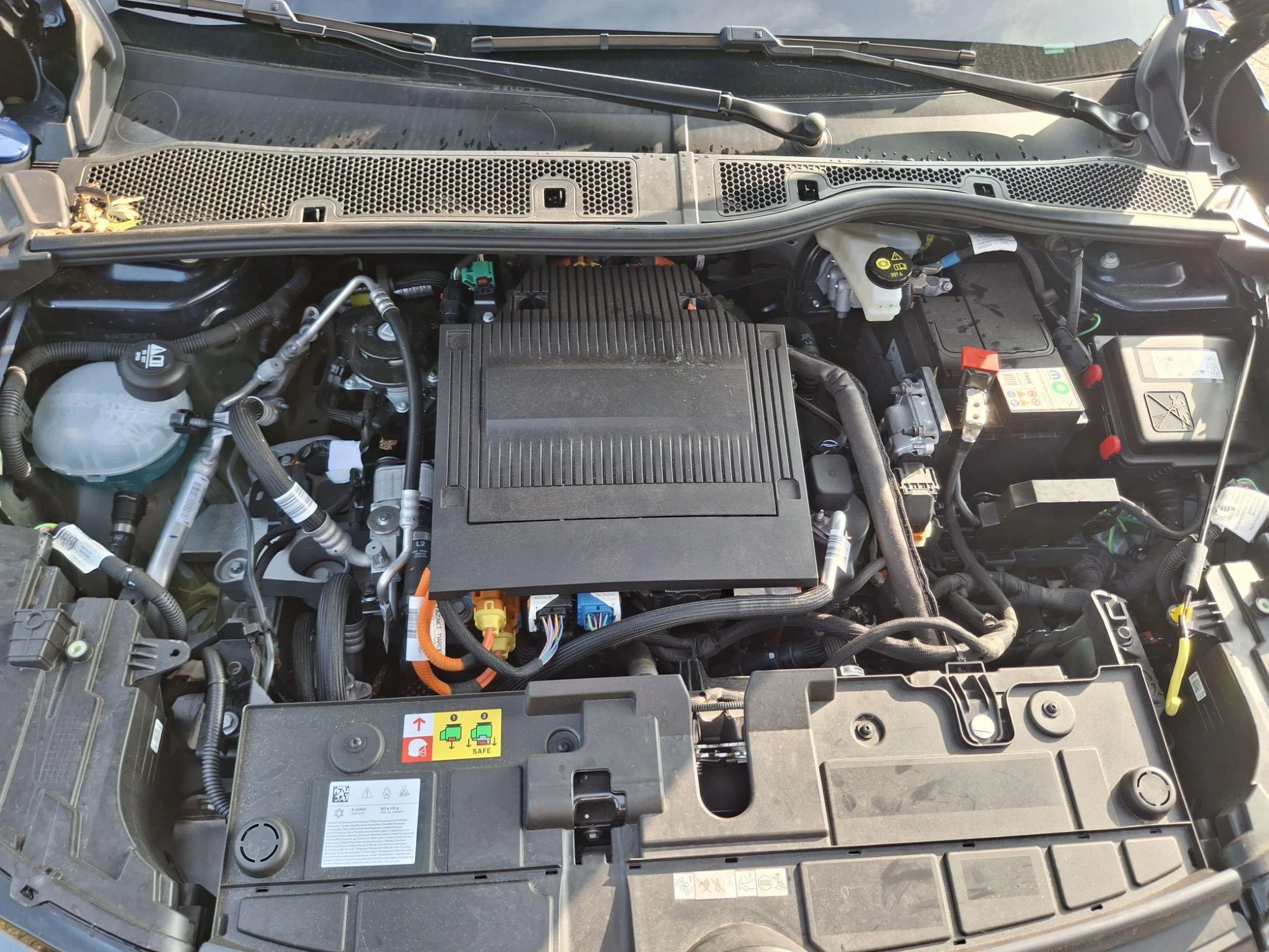 Citroën-ë-C4-image-12