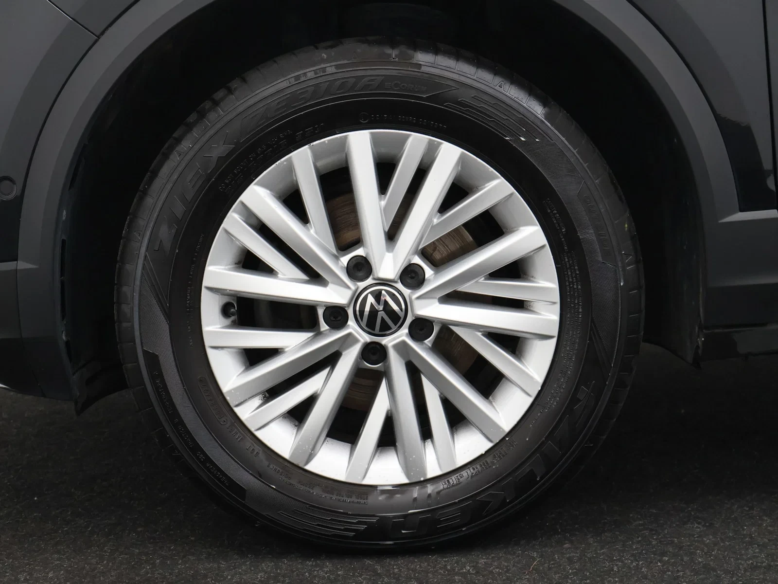 Volkswagen T-Roc T-Roc Life Business 1.5TSI 150PK *AUTOMAAT*ACC*VIRTUAL COCKPIT*CAMERA*PDC*NAVI*APP-CONNECT*...*