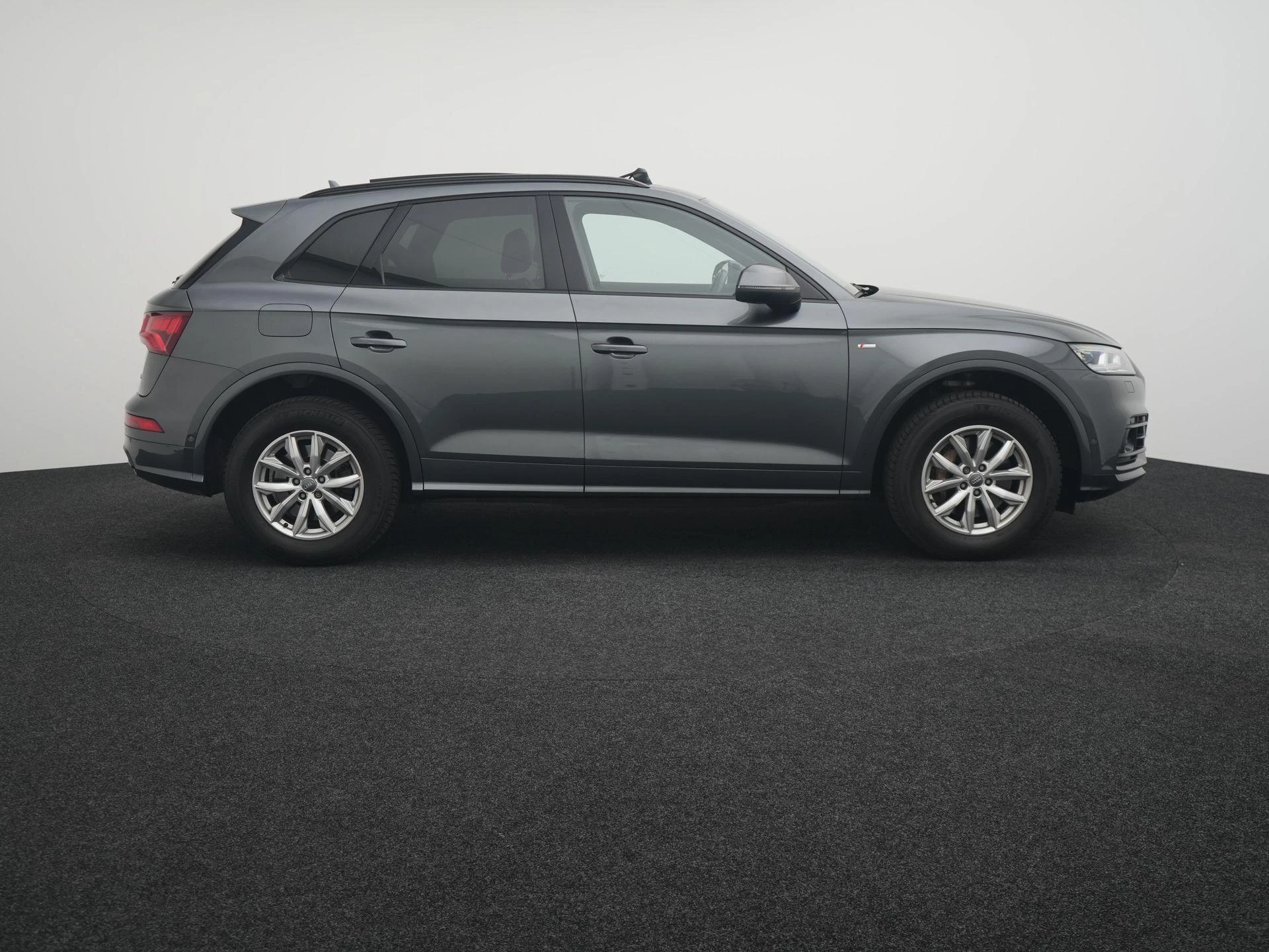 Audi-Q5-image-5