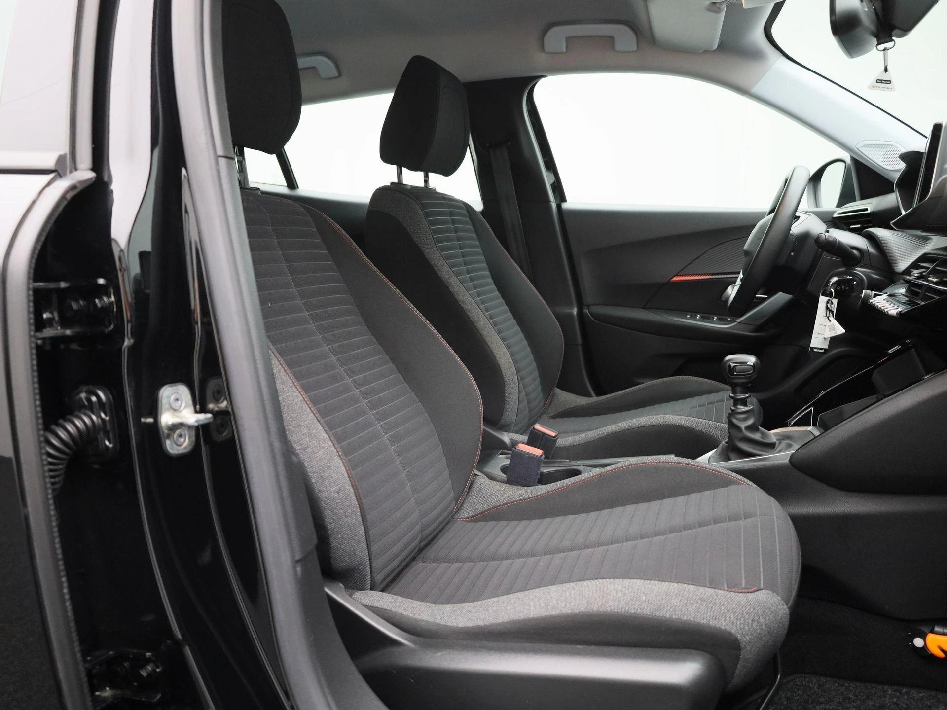 Peugeot 2008 1.2 PureTech Active Pack