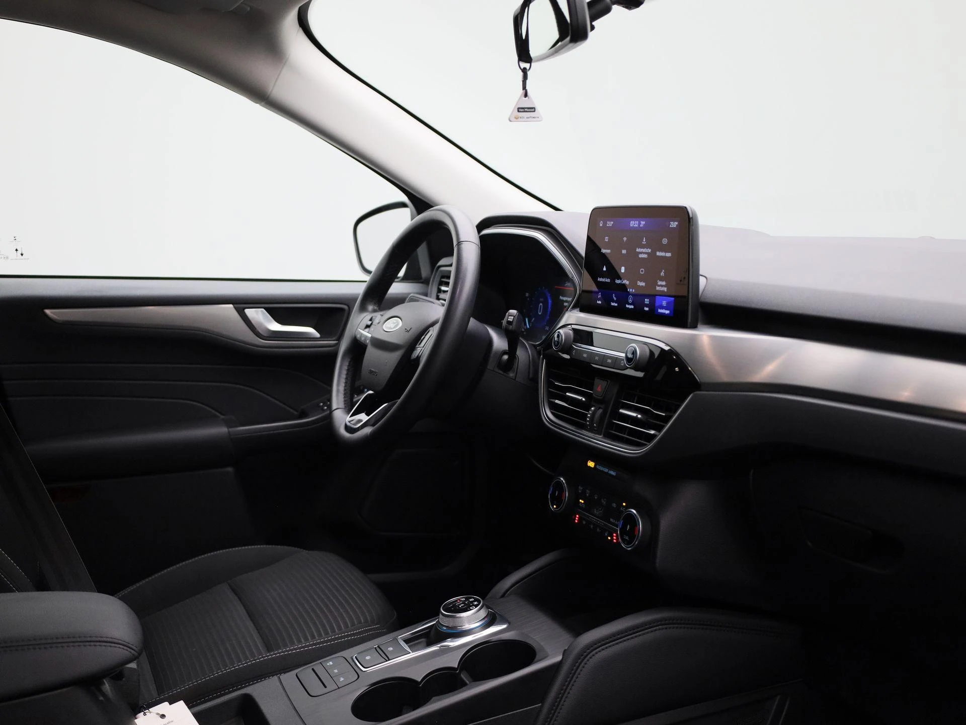 Ford-Kuga-image-34
