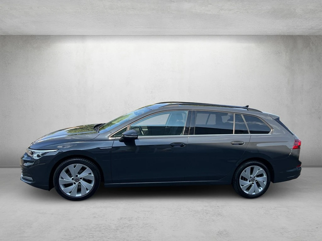 Volkswagen-Golf-image-1