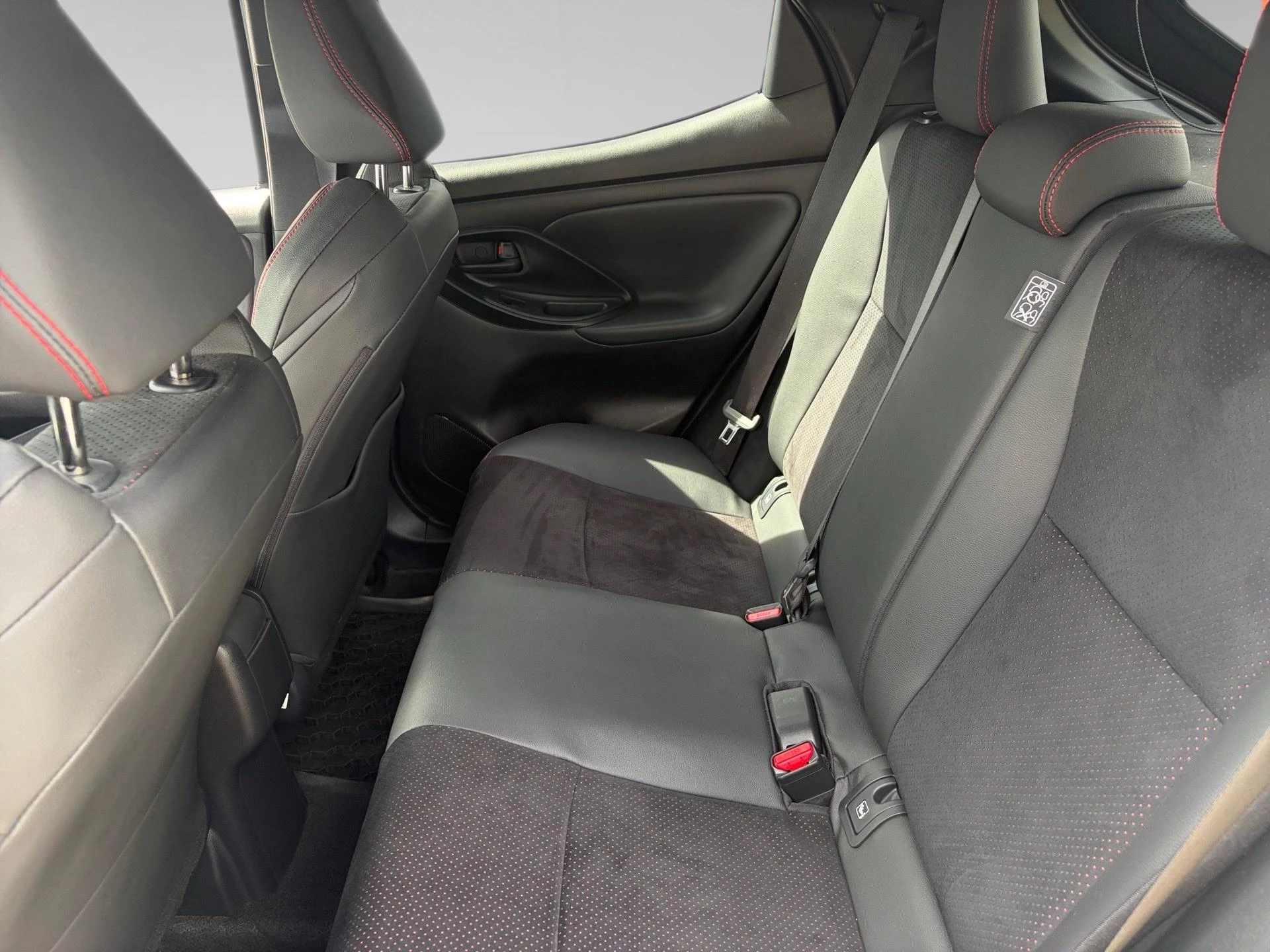 Toyota Yaris 1.5 VVT-i Hybrid GR Sport e-CVT