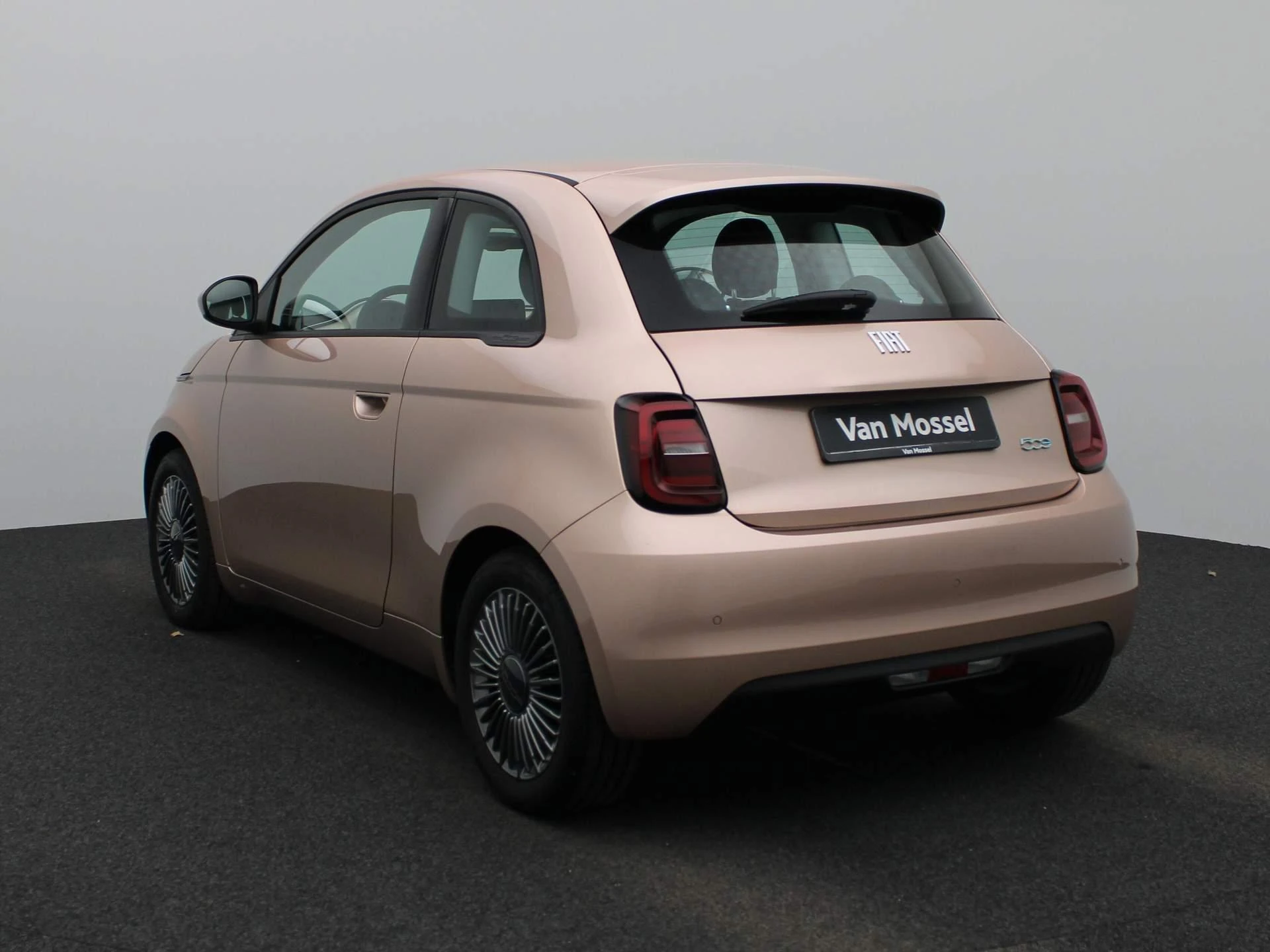 Fiat-500e-image-1
