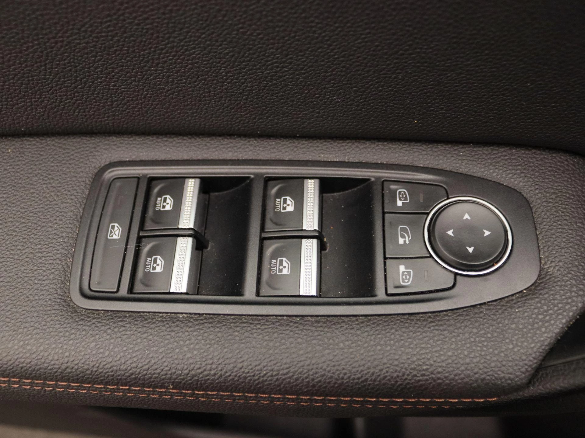 Renault-Captur-image-21