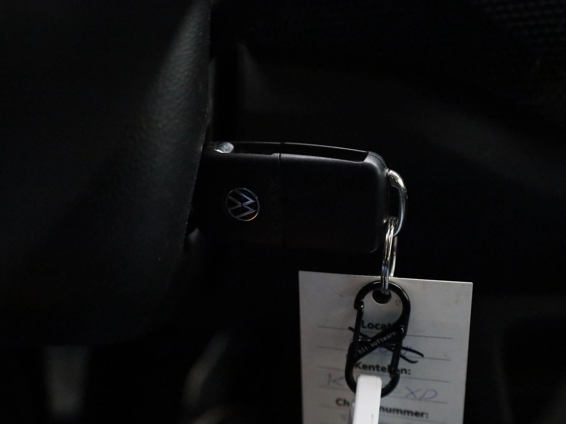 Volkswagen-up!-image-14