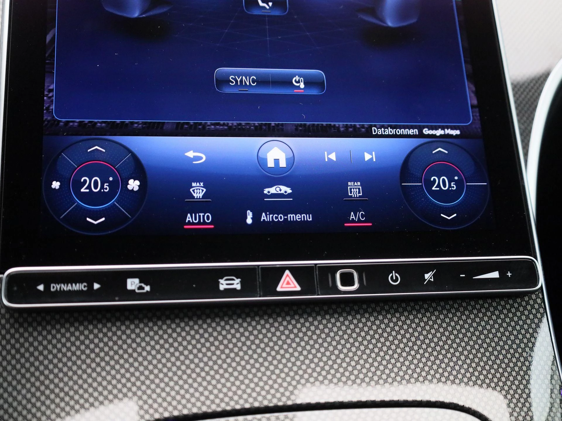 Mercedes-Benz-C-Klasse-image-18