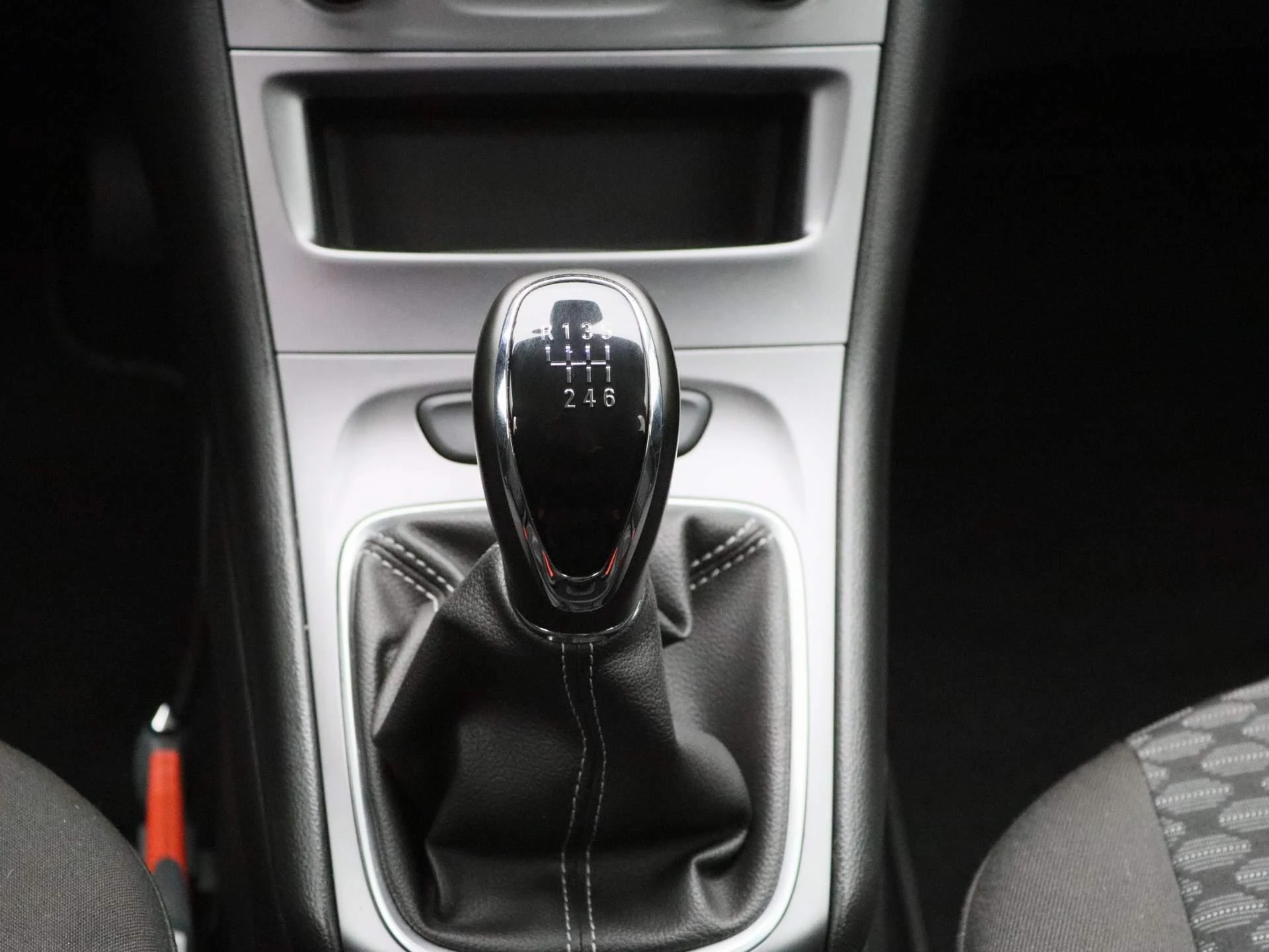 Opel-Astra-image-9