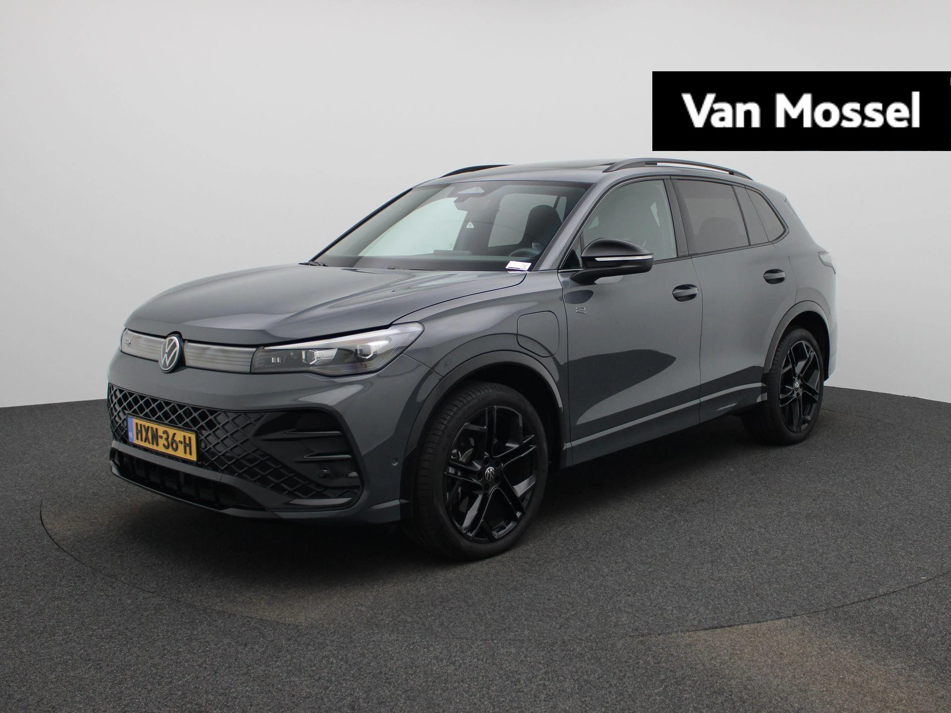 Volkswagen-Tiguan-image-0