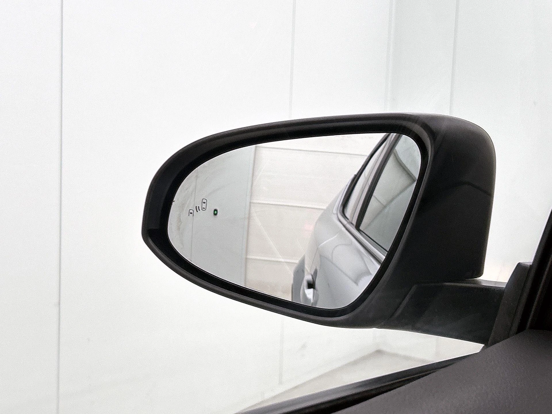 Toyota-C-HR-image-20