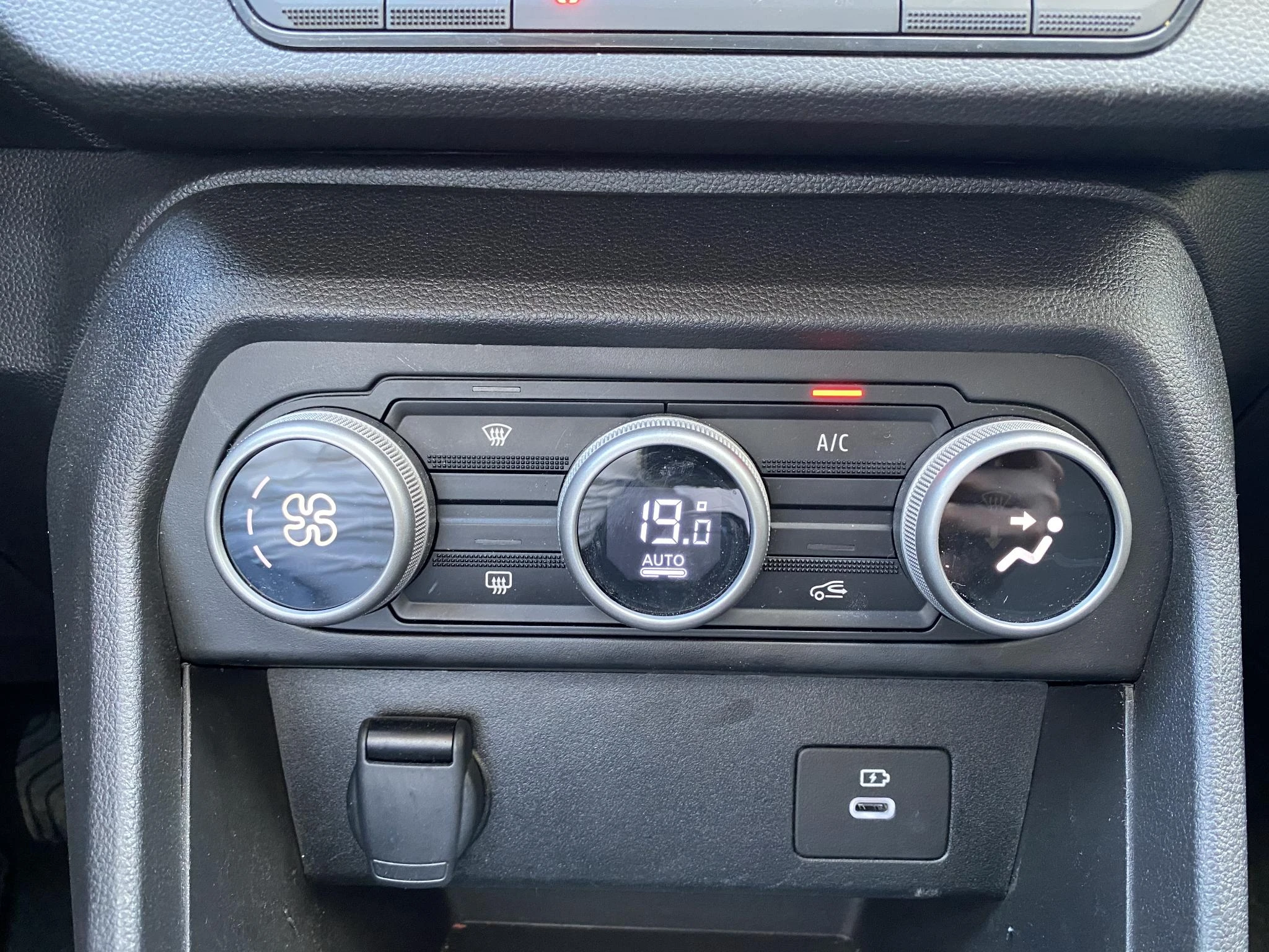 Dacia-Sandero Stepway-image-18