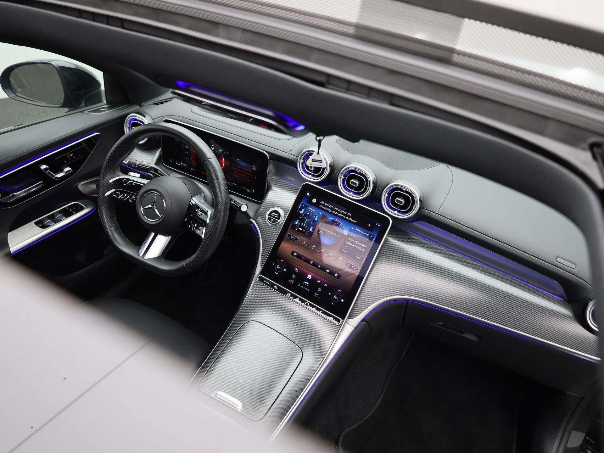 Mercedes-Benz GLC 220 d 4MATIC AMG Line Coupé + AIRMATIC + LEDER + PANO + BURMESTER + DIG. LIGHT