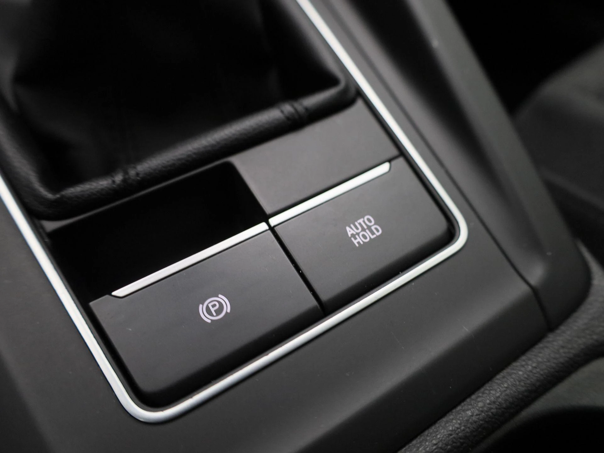 Volkswagen-Golf-image-29