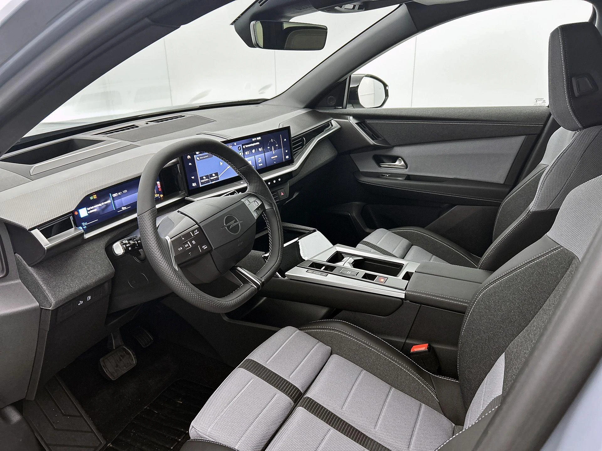 Opel Grandland 1.6 Turbo Plug-in-Hybrid Business Edition