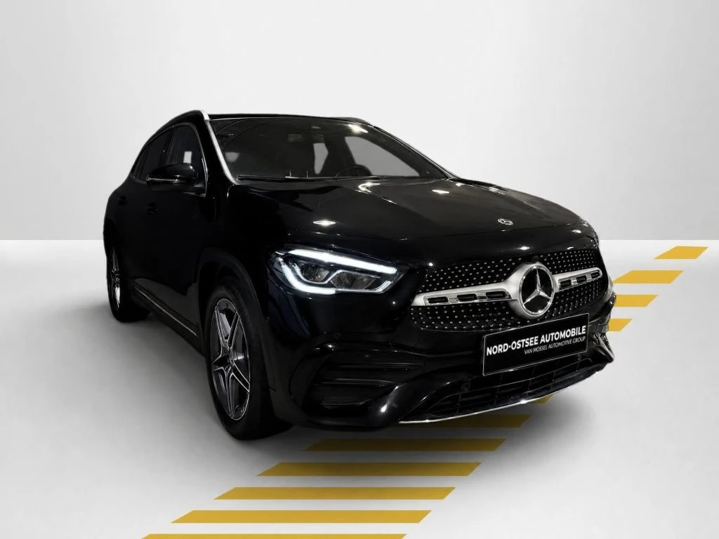Mercedes-Benz-GLA 250-image-17