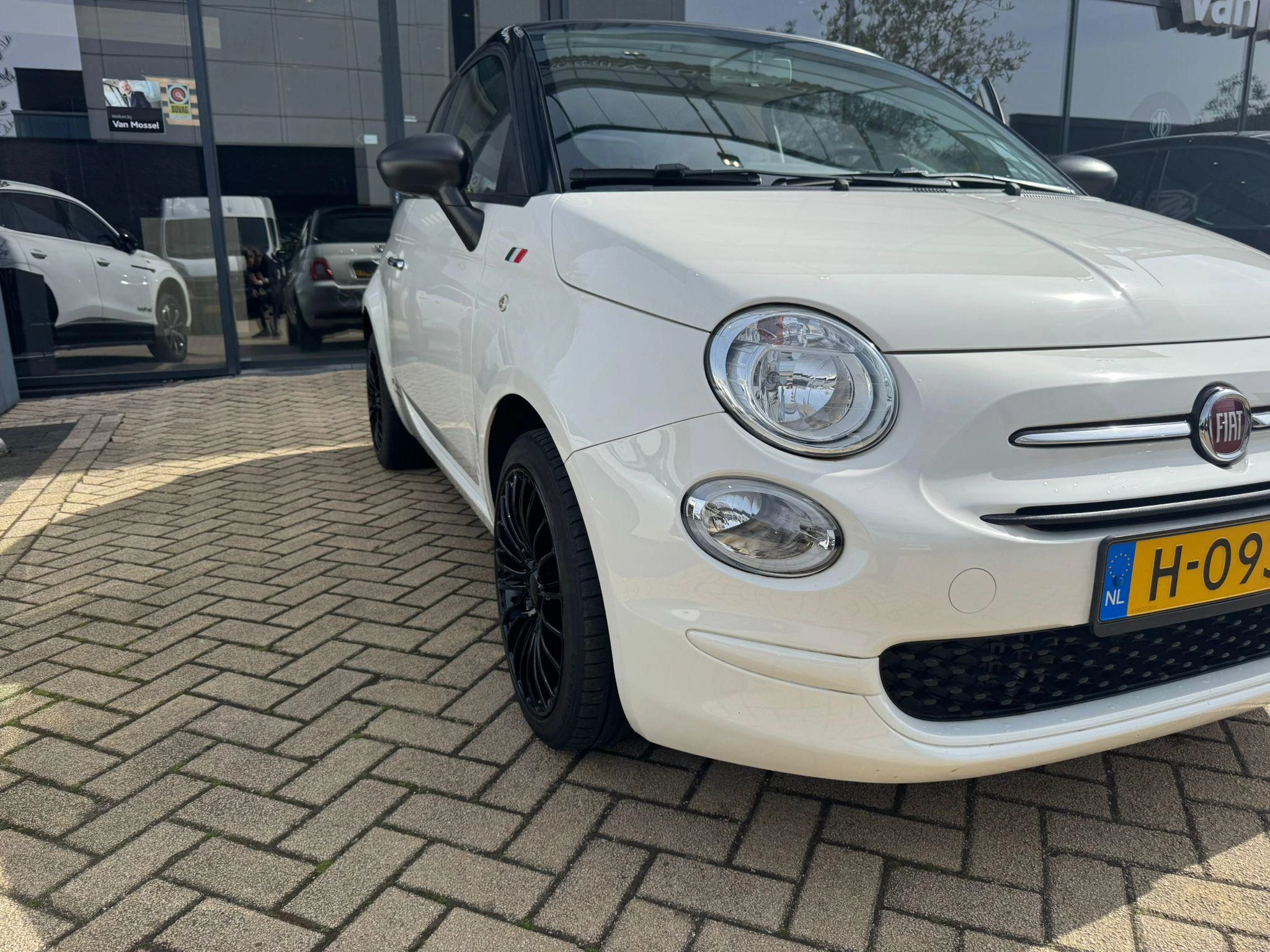 Fiat-500C-image-14