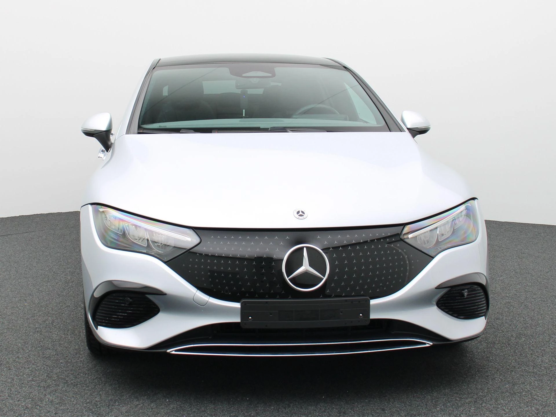 Mercedes-Benz EQE 300 Business Line + LEDER + PANORAMISCH DAK + CARPLAY +