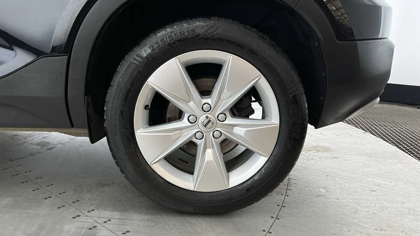 Volvo-XC40-image-3