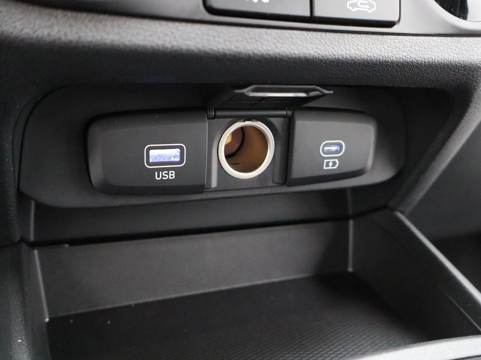 Hyundai-i10-image-11
