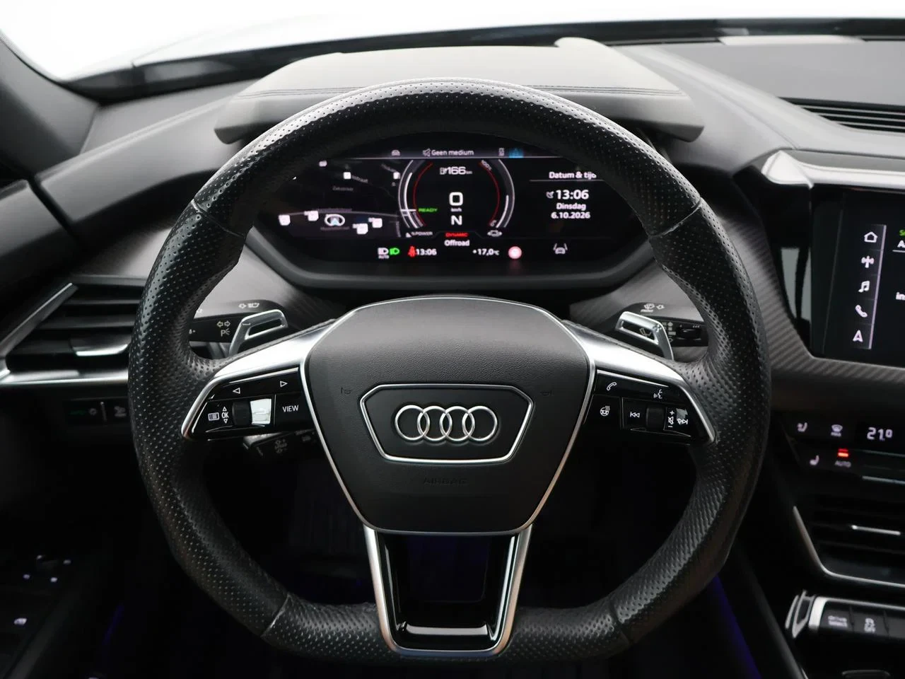 Audi-e-tron GT-image-13