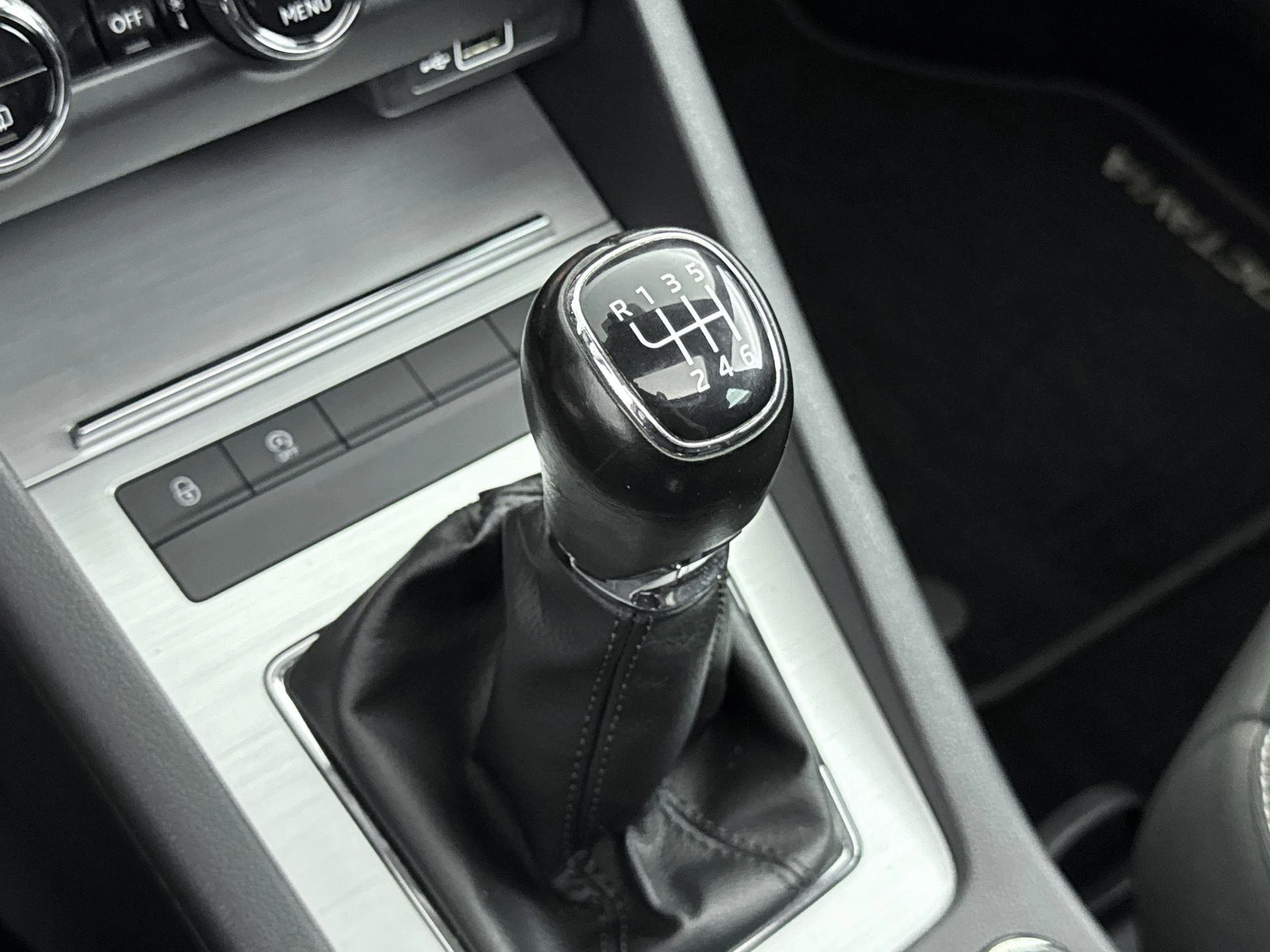 Škoda-Octavia-image-20
