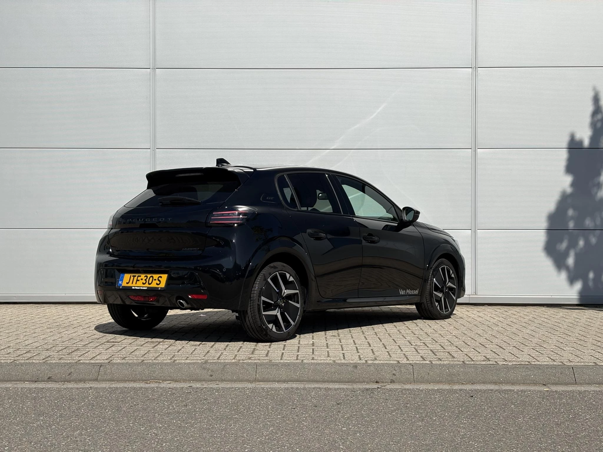 Peugeot-208-image-5
